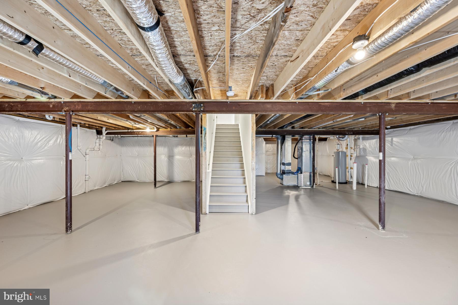 HUNTWELL WEST - Residential