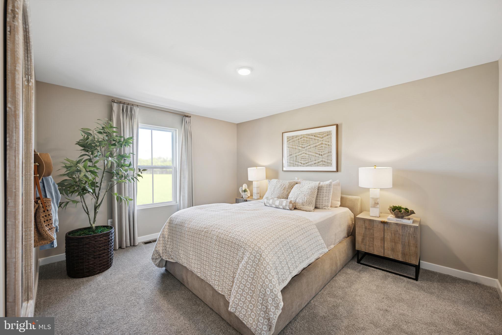 HUNTWELL WEST - Residential