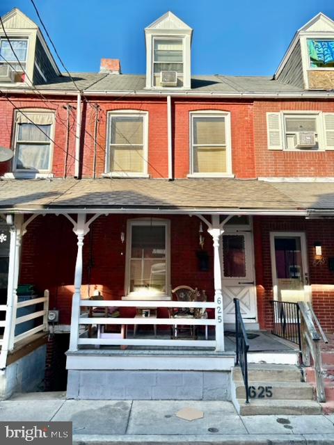 Cute  3-bedroom city home with additional 3rd floor room, on Lake St (one-way) between Coral and Ruby.  Great investment opportunity;  this home has been with the same family for years, and improvements were made by an electrician/handyman in the family. Needs renovation, but has had Gas furnace with C/A and electrical upgrades and some time ago the windows were replaced.