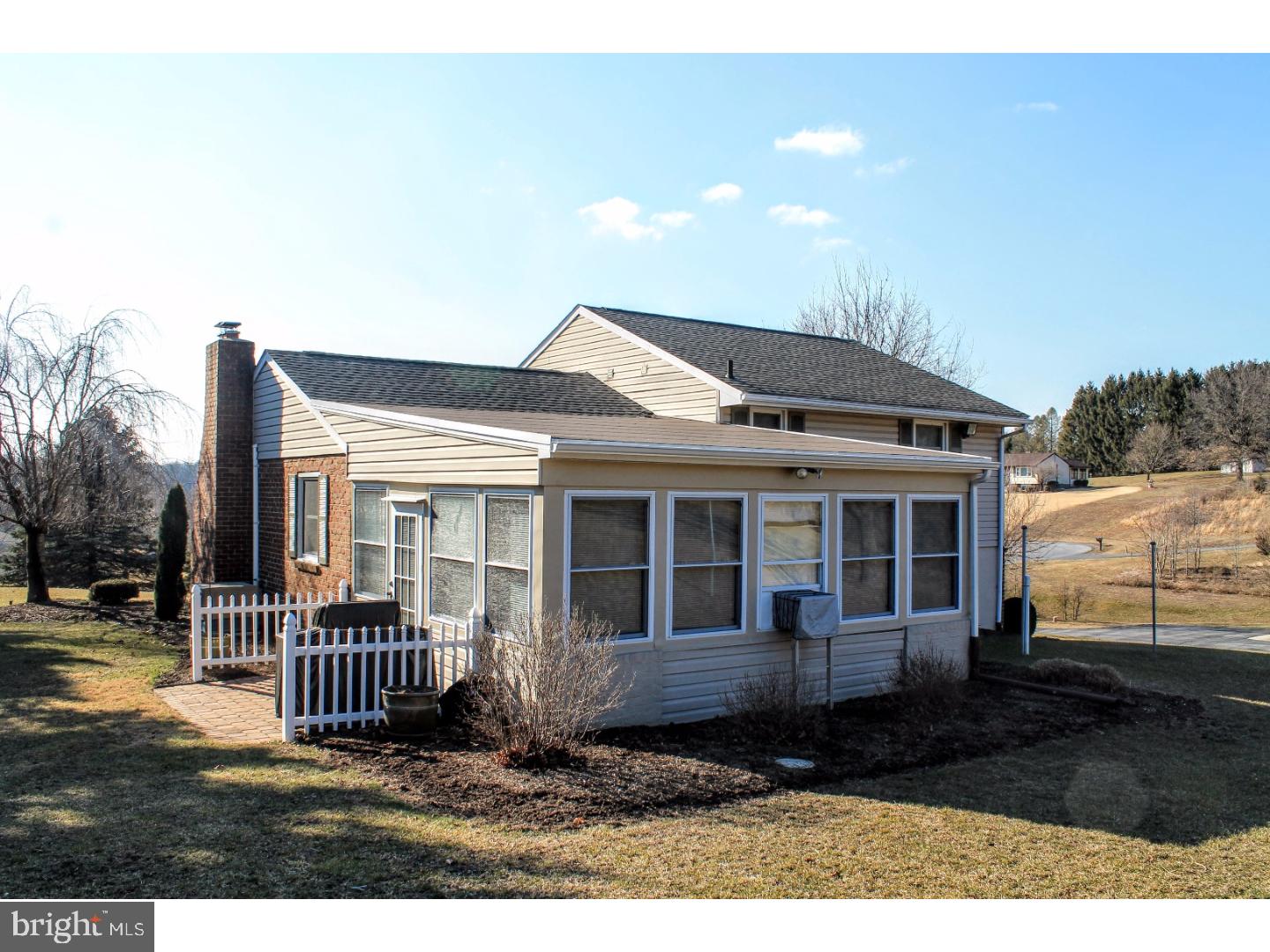 CLOVER CROSSING - Residential