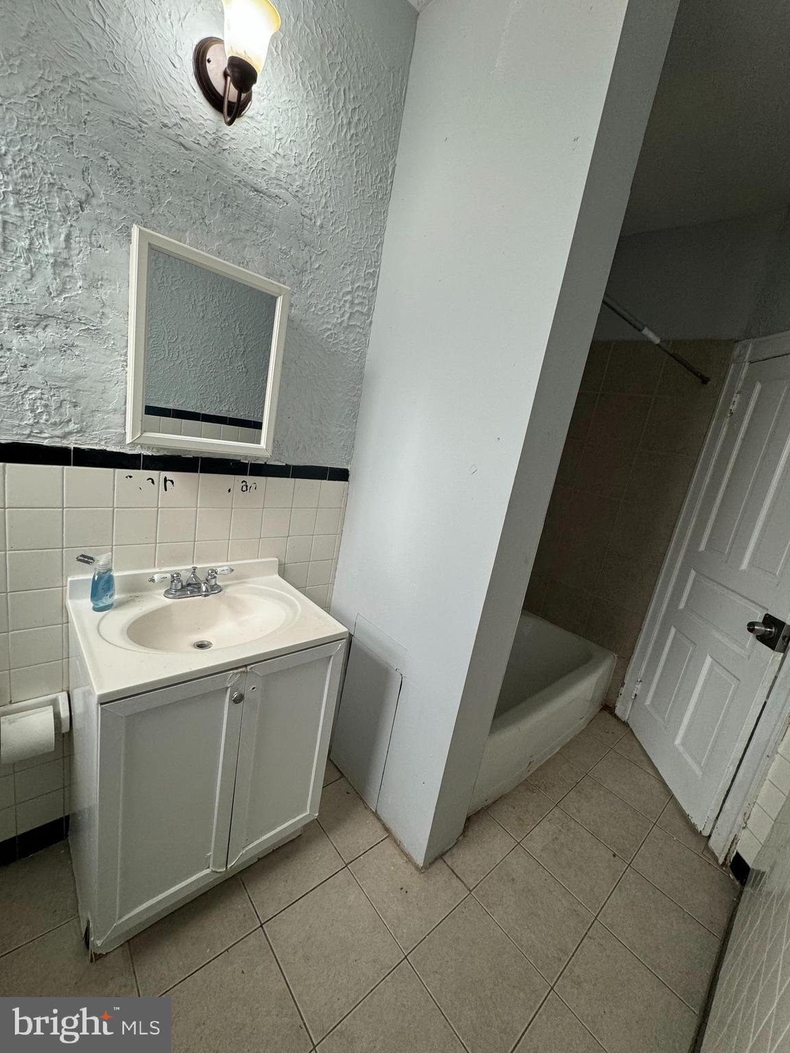 FRANKFORD - Residential Income