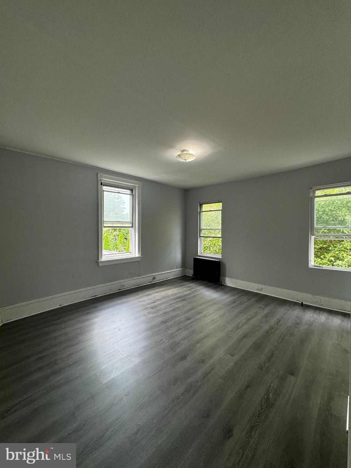 FRANKFORD - Residential Income