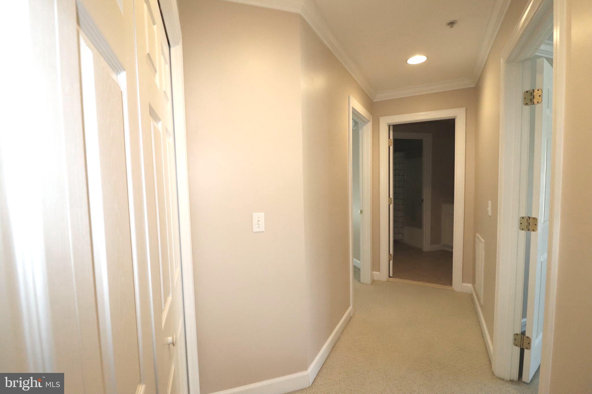 EASTON CLUB - Residential Lease