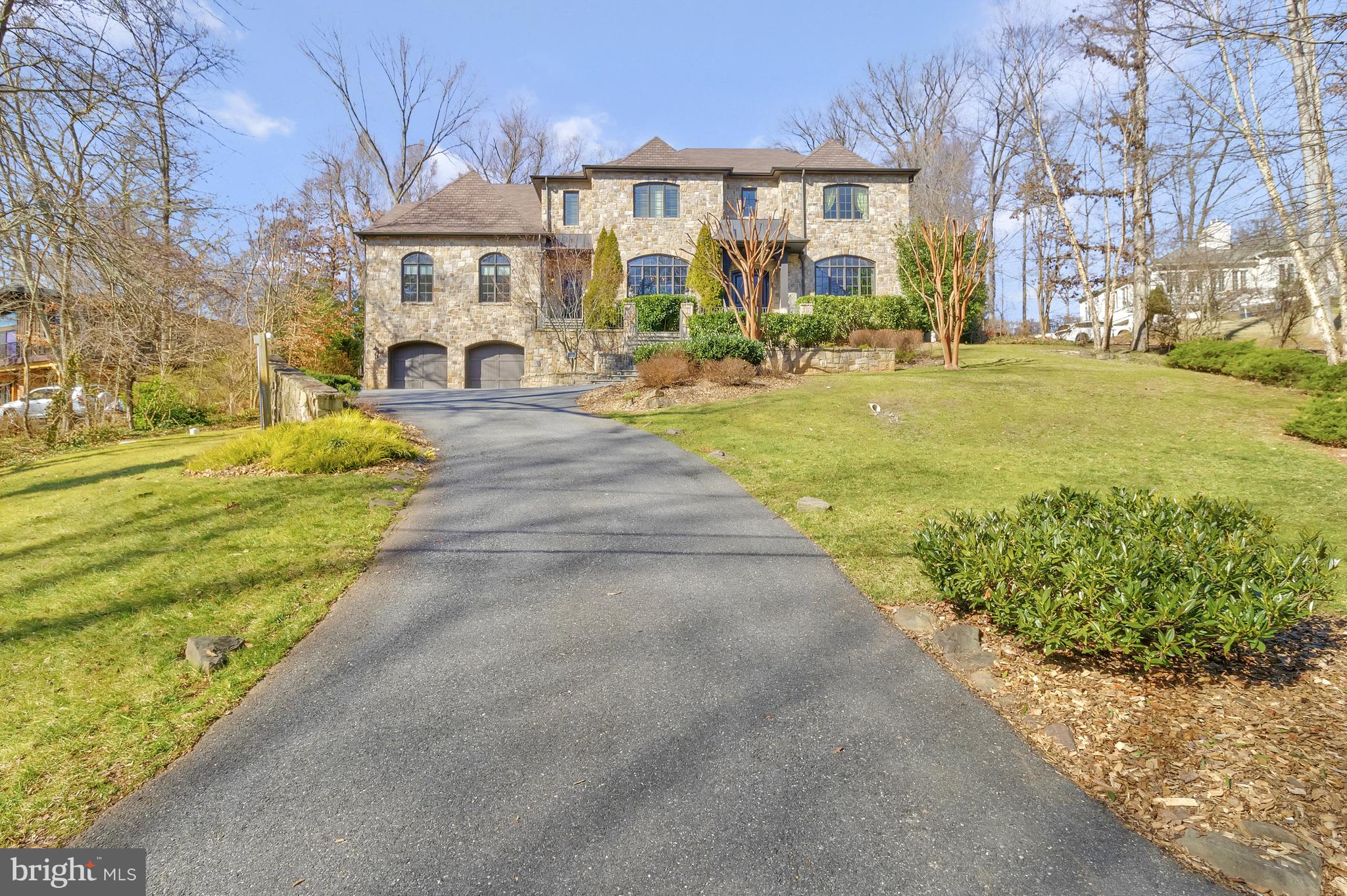 BANNOCKBURN HEIGHTS - Residential