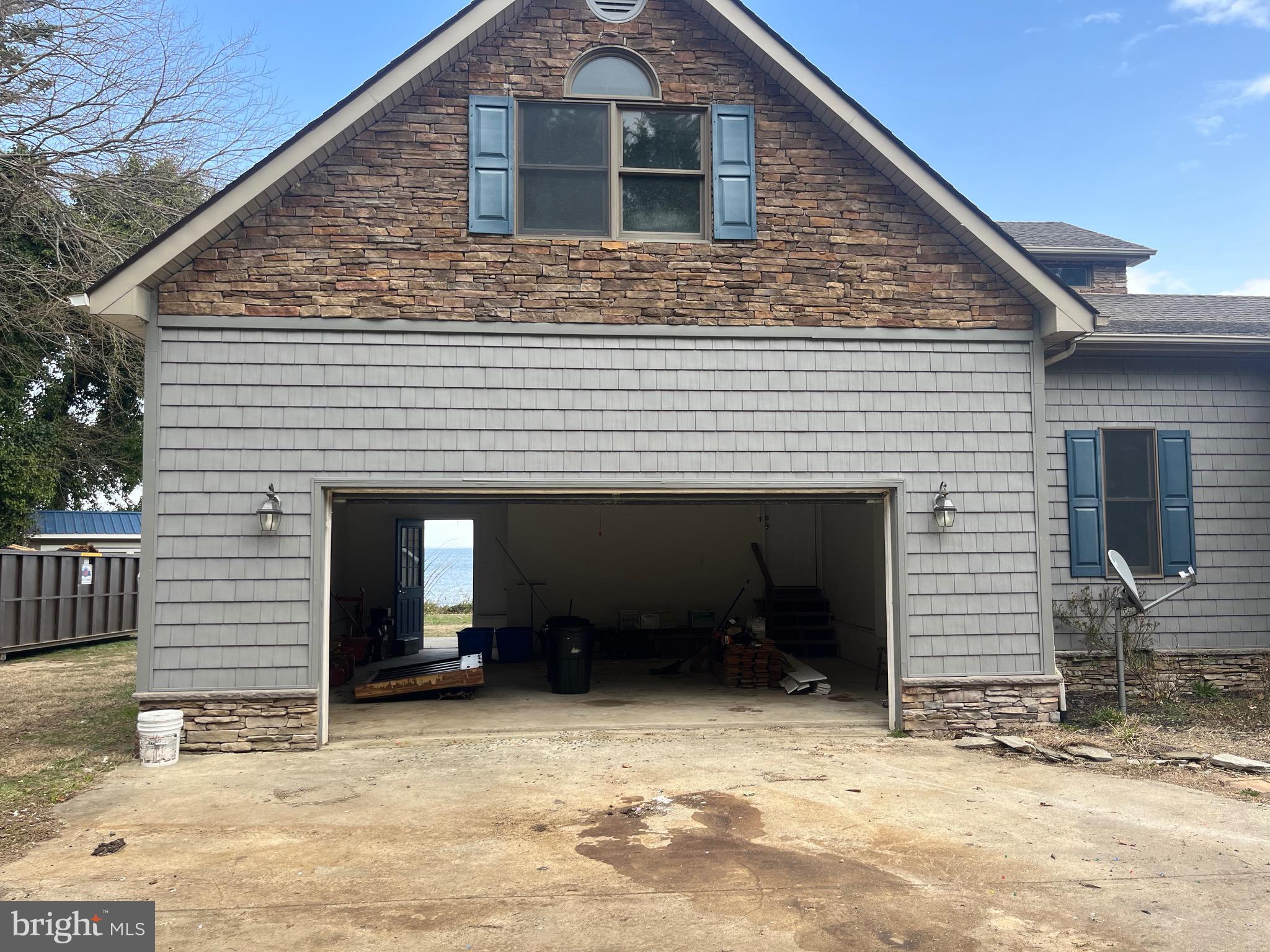POTOMAC SHORES - Residential