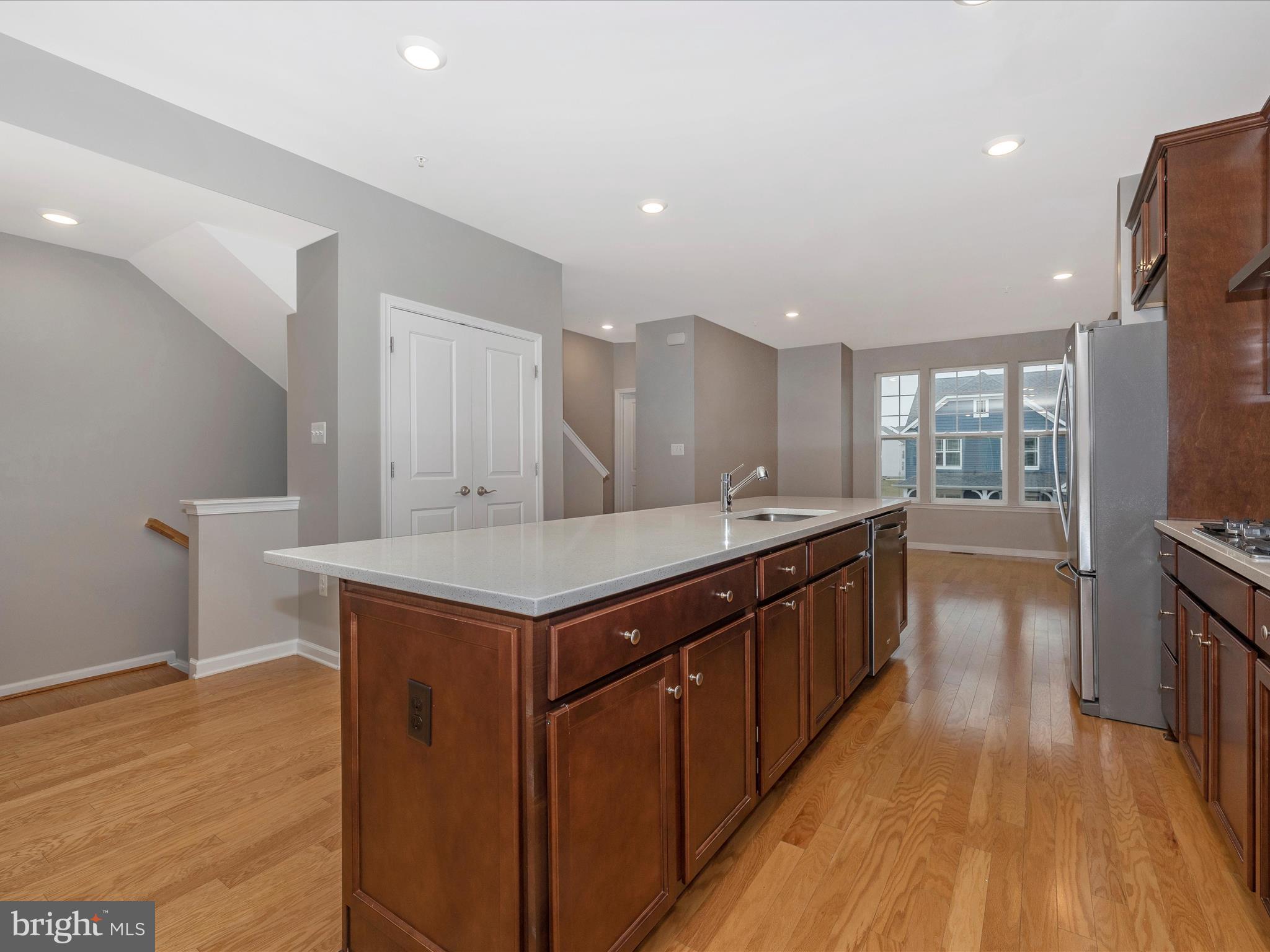 TALLYN RIDGE - Residential
