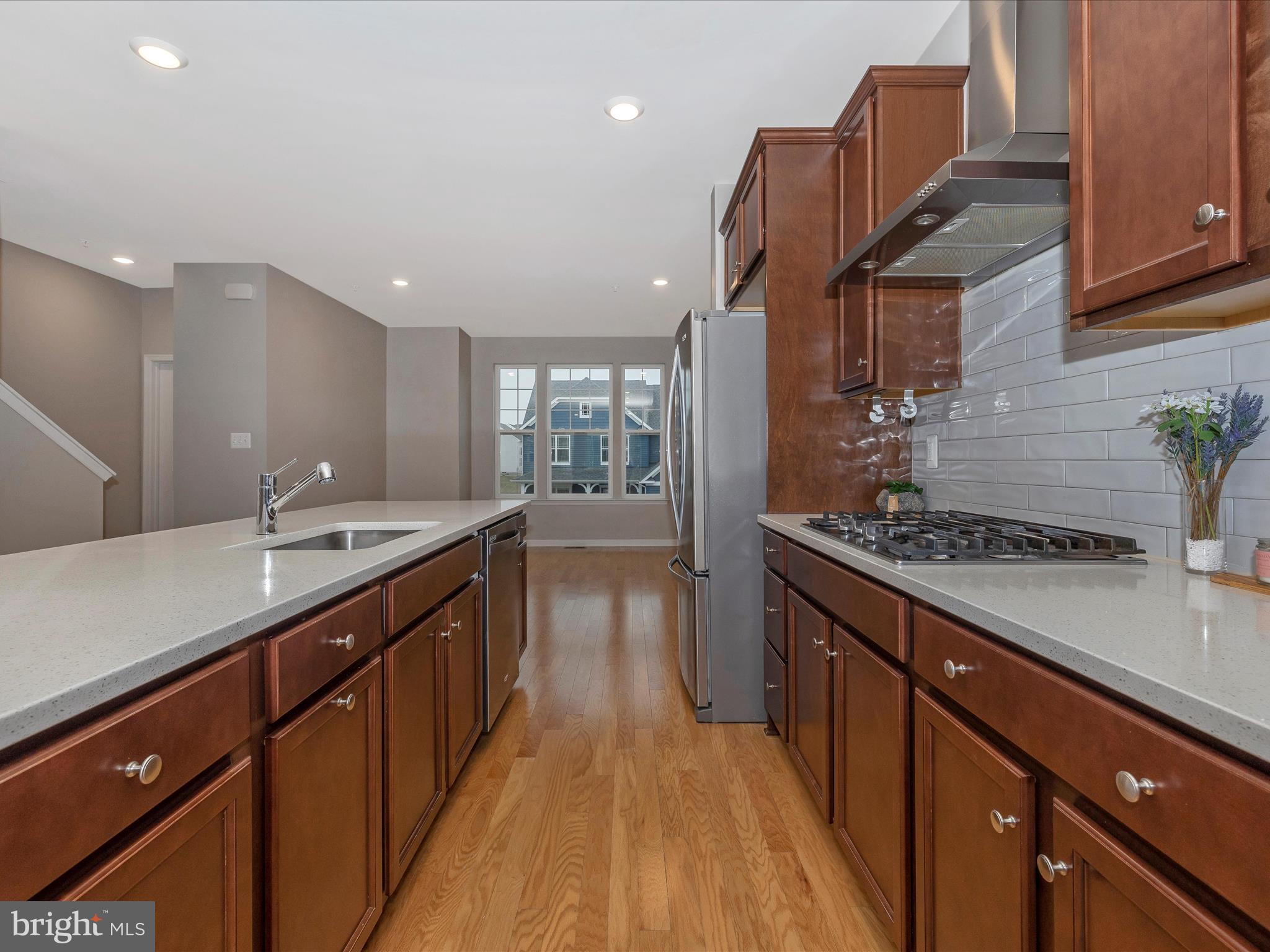 TALLYN RIDGE - Residential
