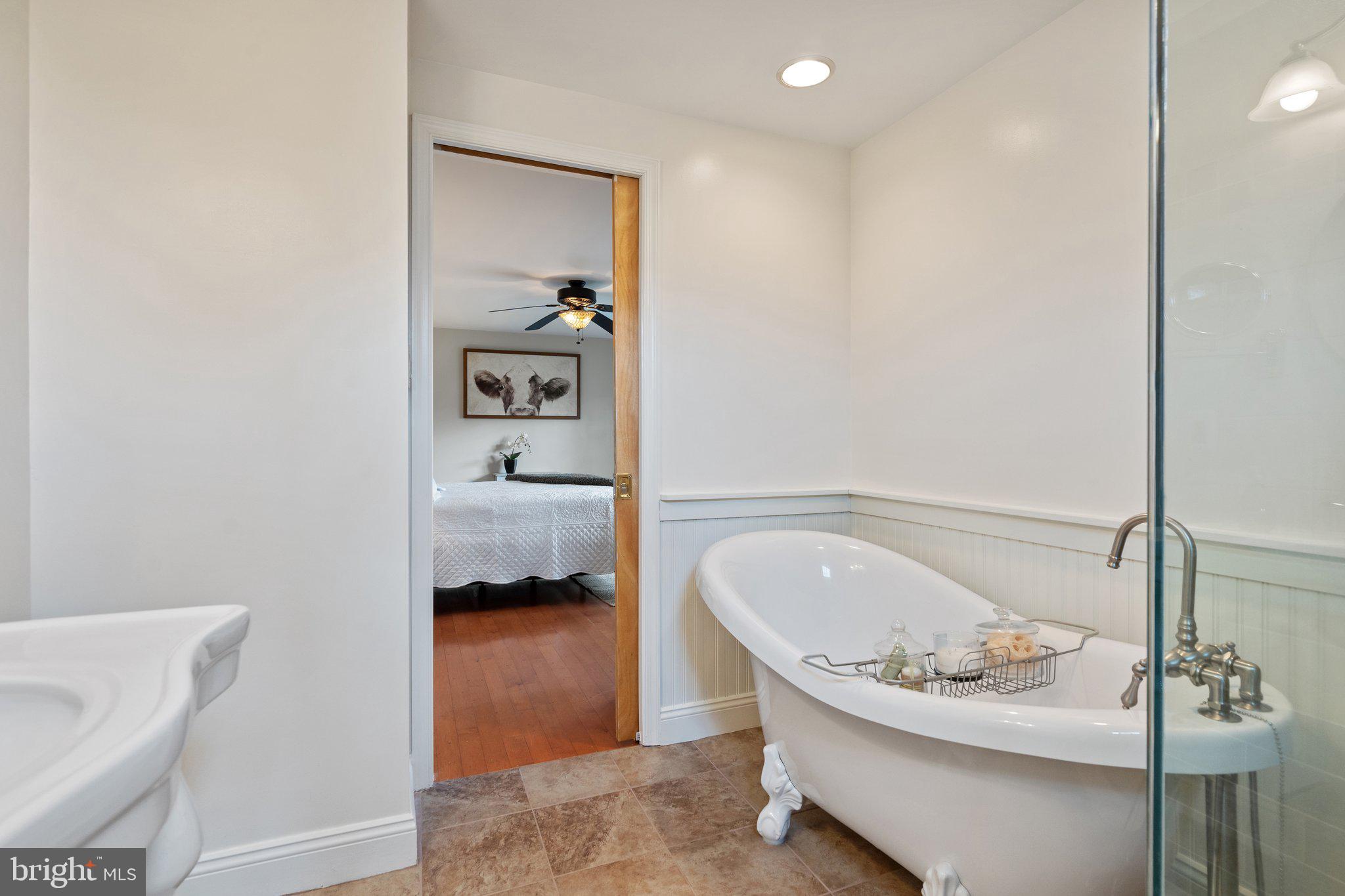 LEESBURG COUNTRY CLUB - Residential