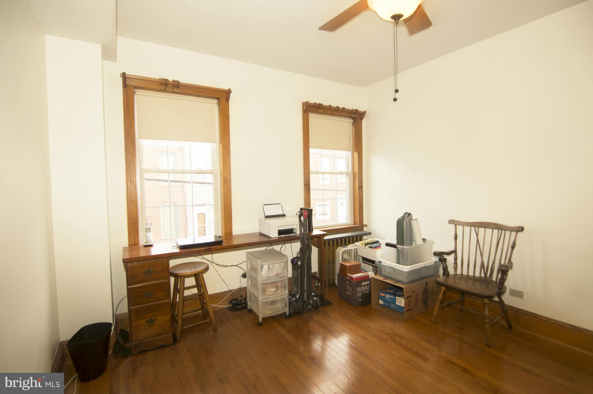 LOCUST POINT - Residential