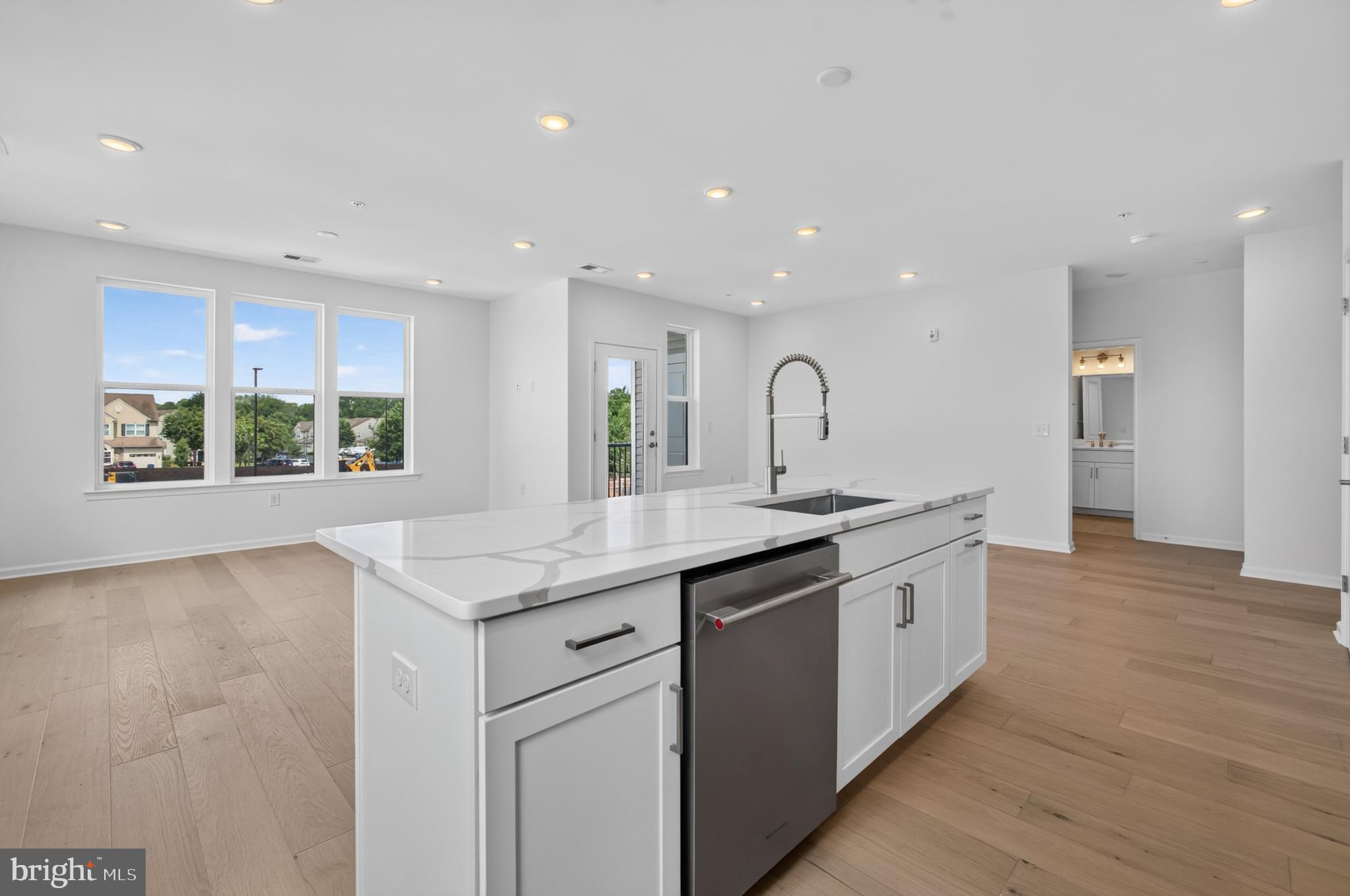 LINK AT COLMAR - Residential
