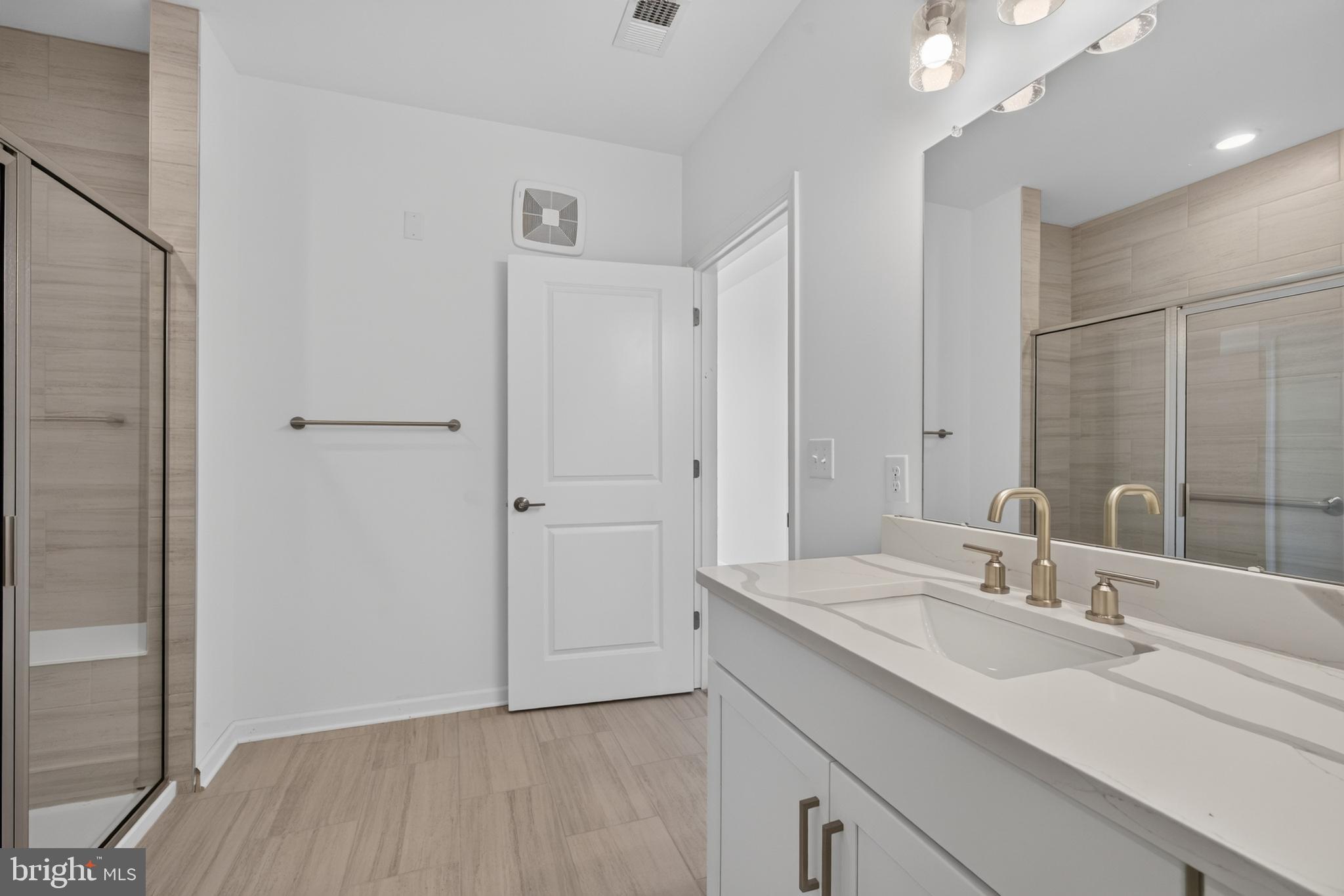 LINK AT COLMAR - Residential