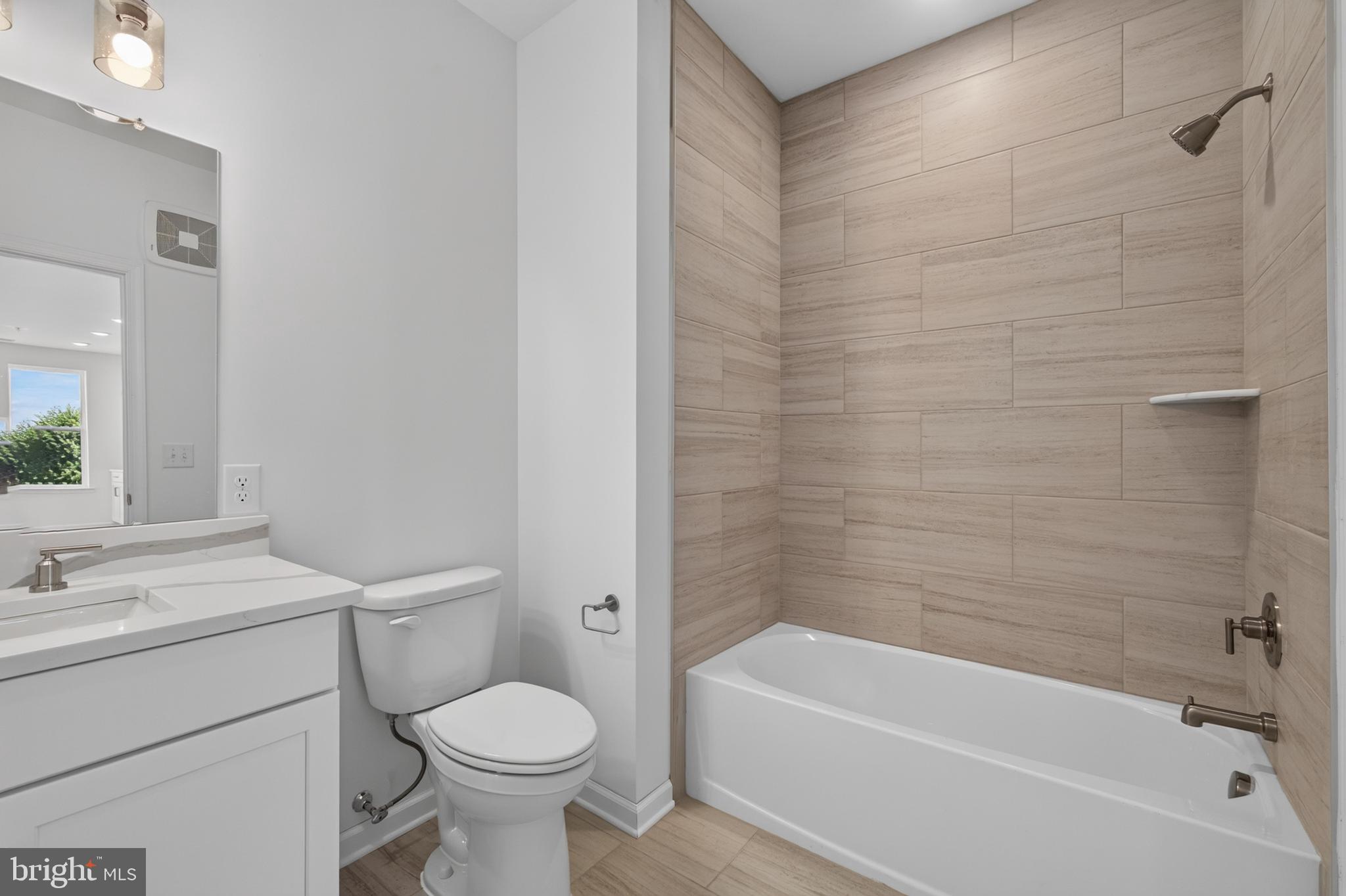 LINK AT COLMAR - Residential