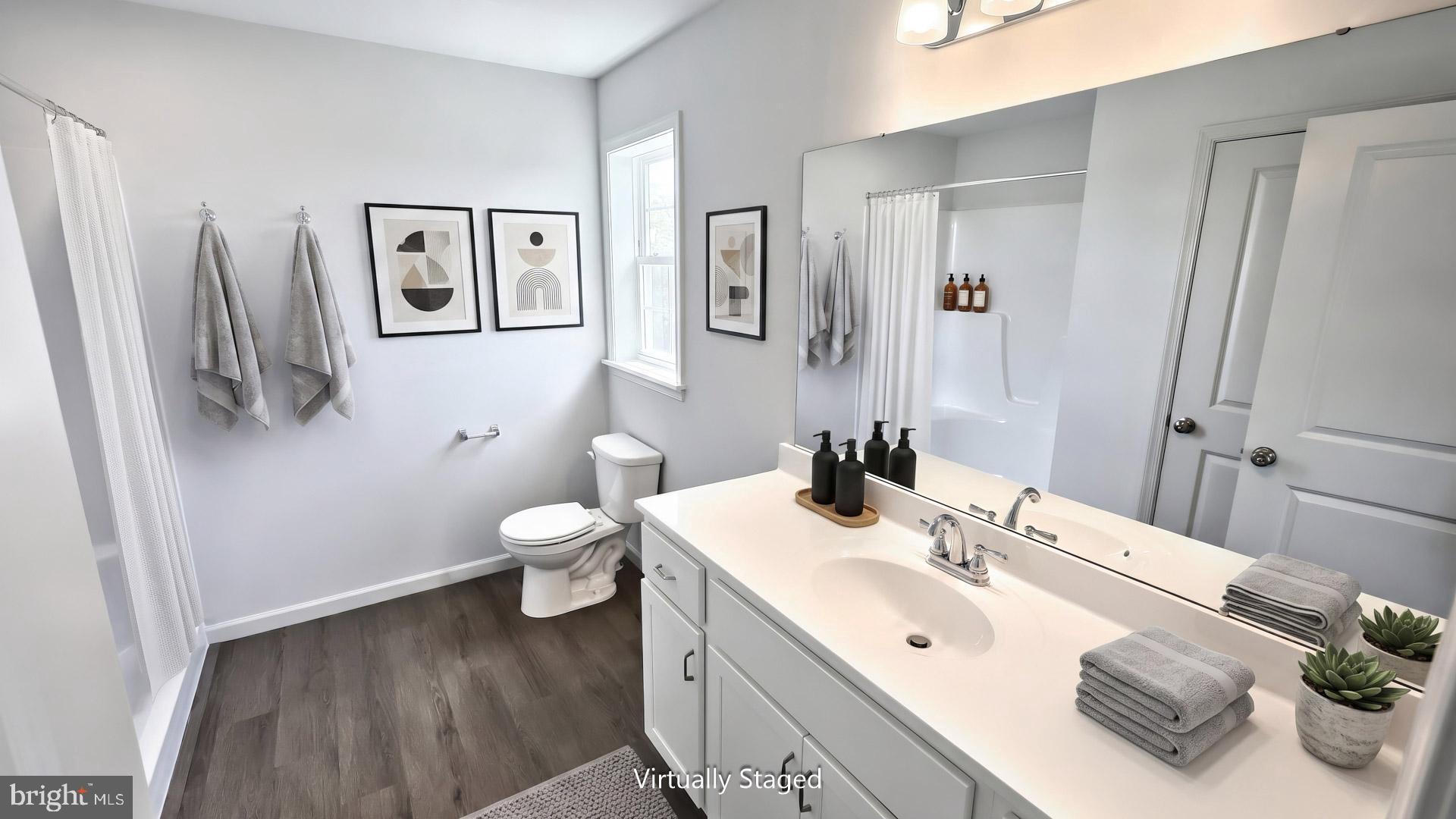 THE TOWNES AT BRIAR CREEK - Residential