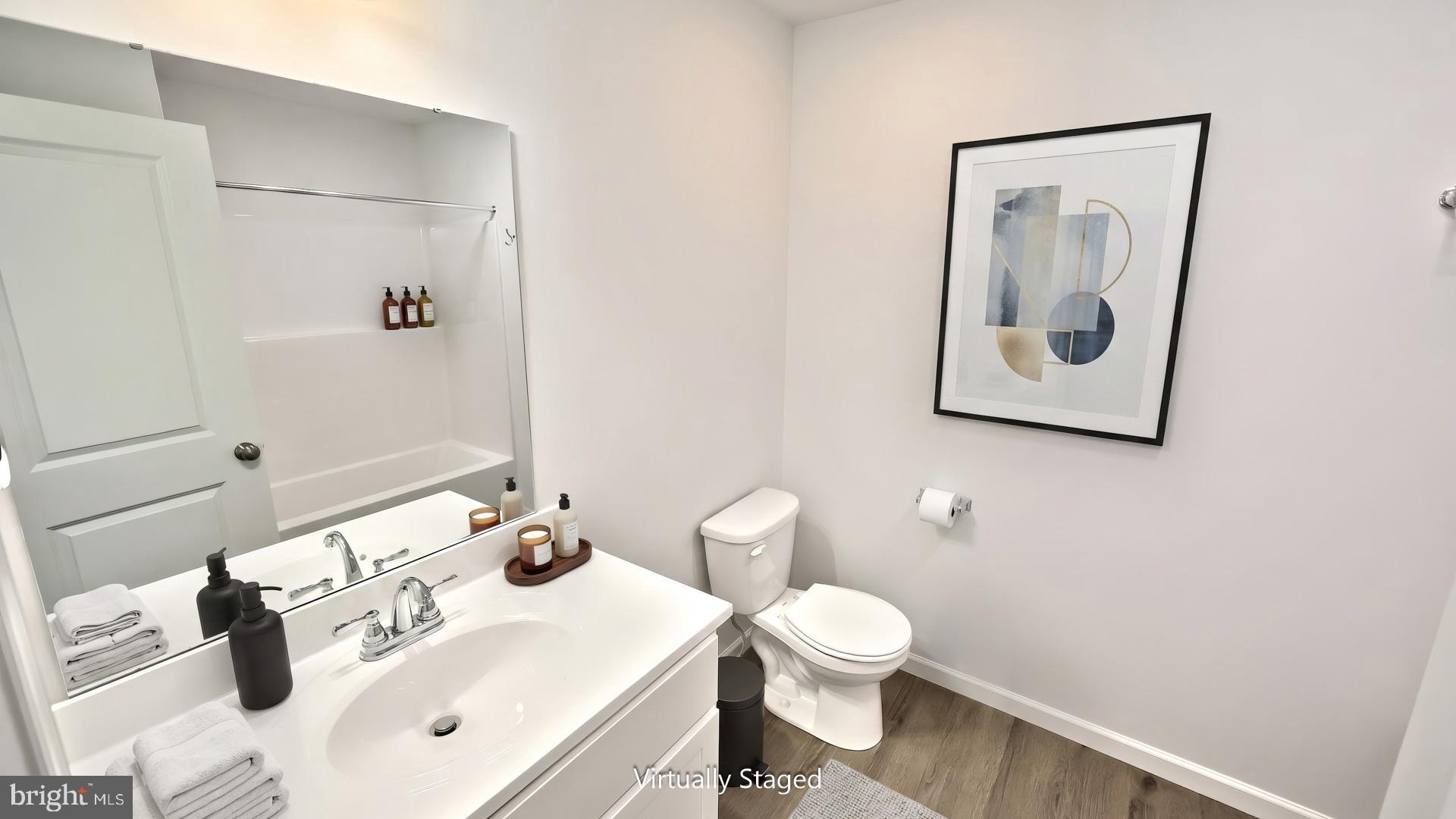 THE TOWNES AT BRIAR CREEK - Residential