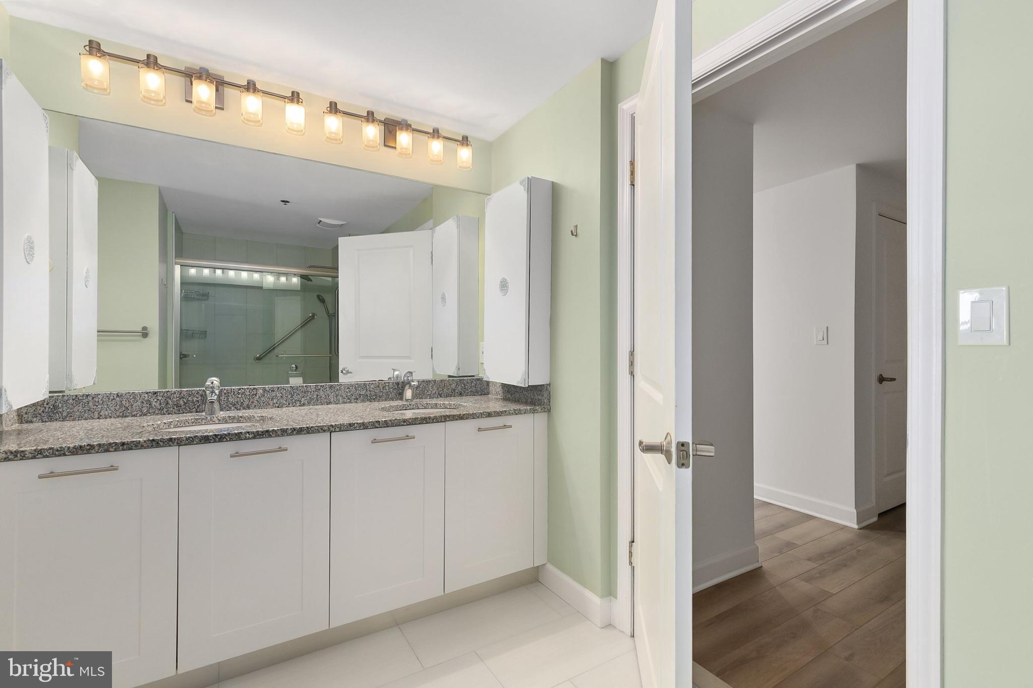 MIDTOWN BETHESDA NORTH - Residential