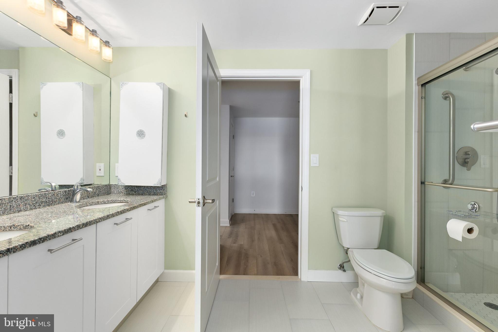 MIDTOWN BETHESDA NORTH - Residential