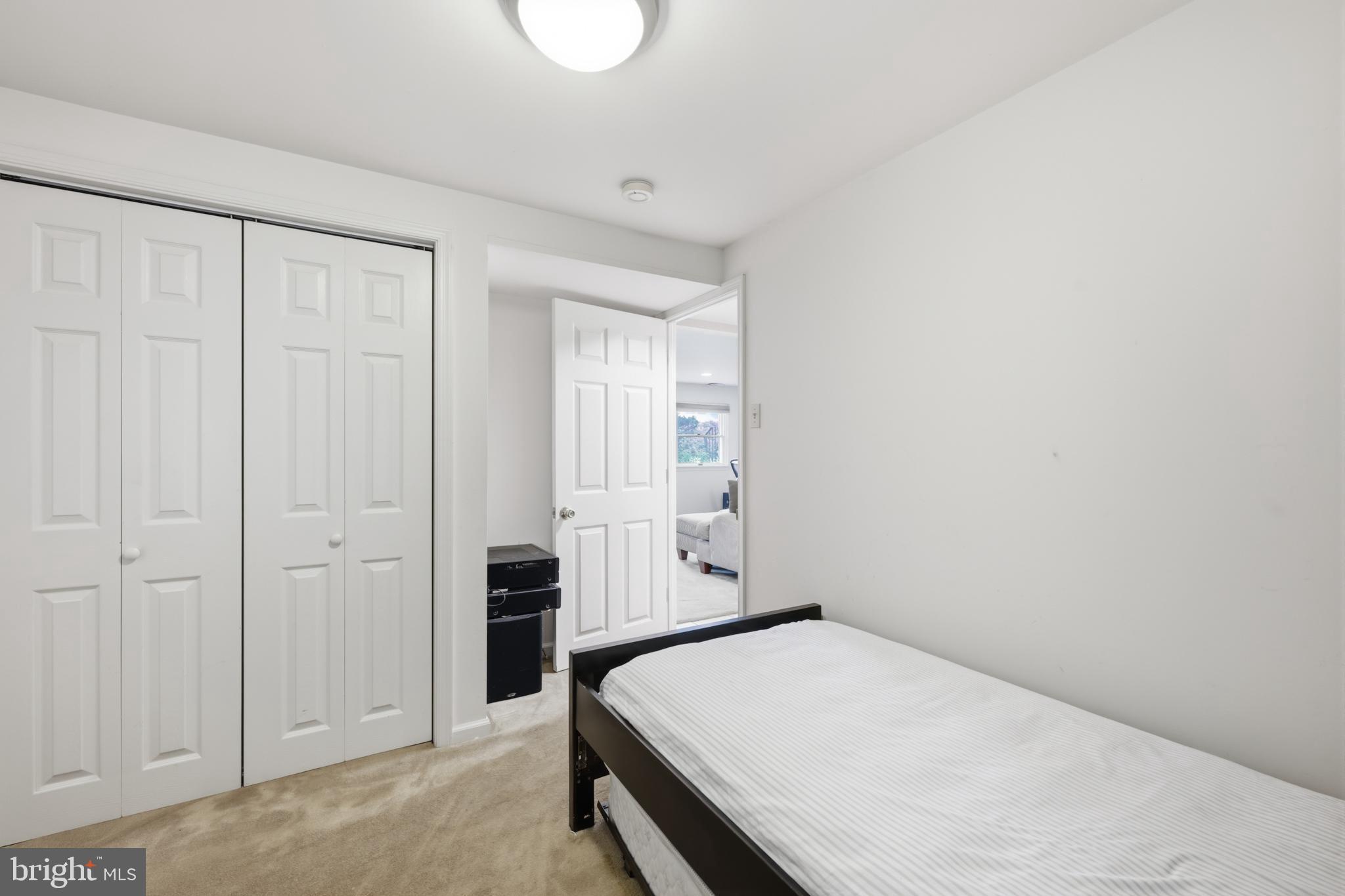 PENNSBURY HGTS - Residential