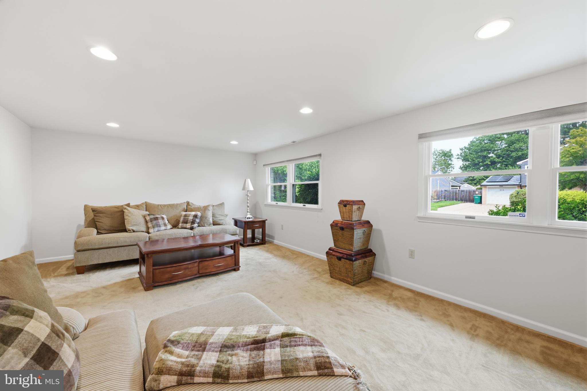 PENNSBURY HGTS - Residential