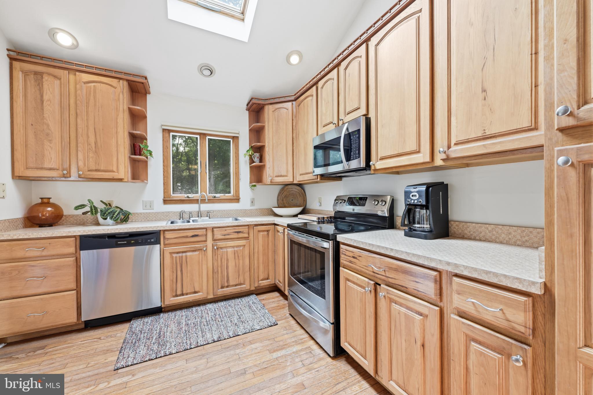 PENNSBURY HGTS - Residential