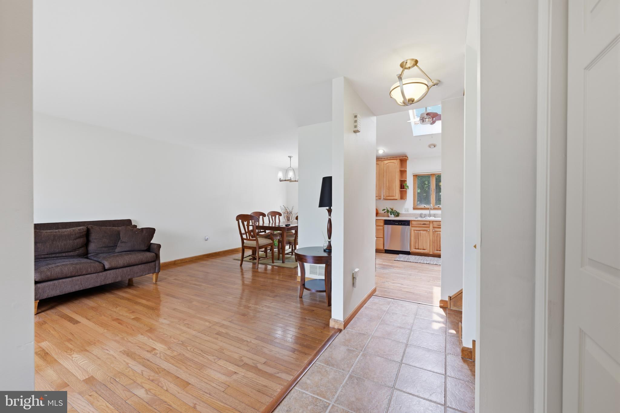 PENNSBURY HGTS - Residential