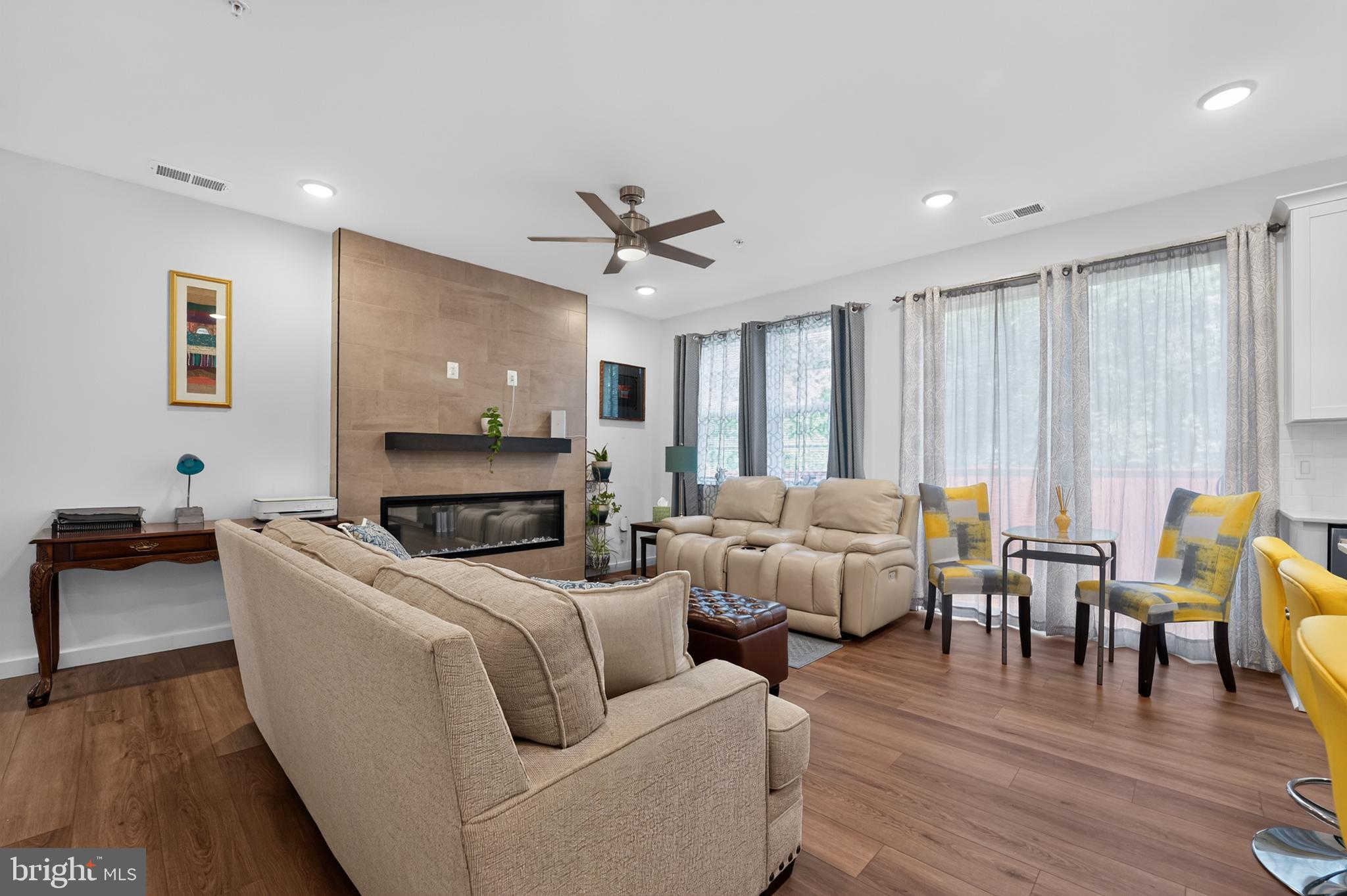 ENCLAVE AT ARUNDEL HILLS - Residential