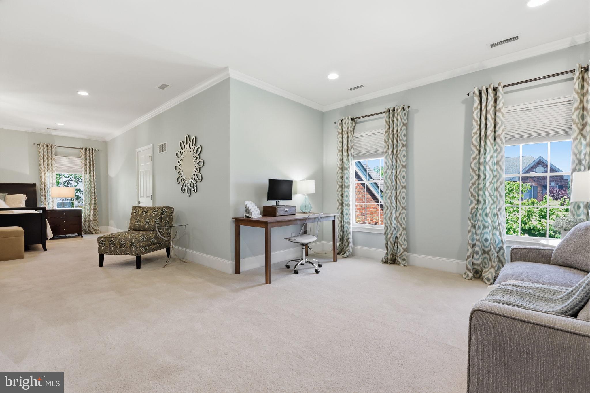 LINTON HILL CHASE - Residential