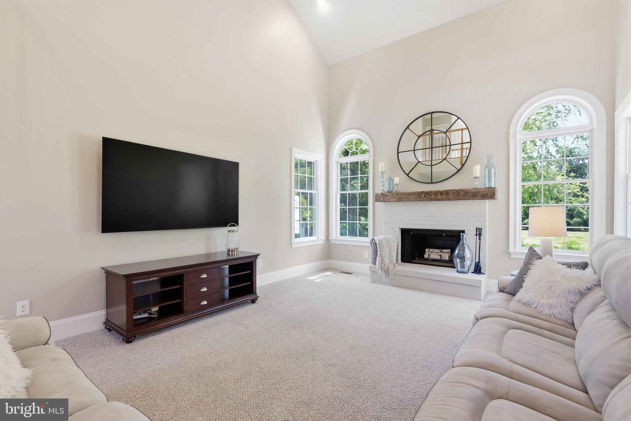 LINTON HILL CHASE - Residential