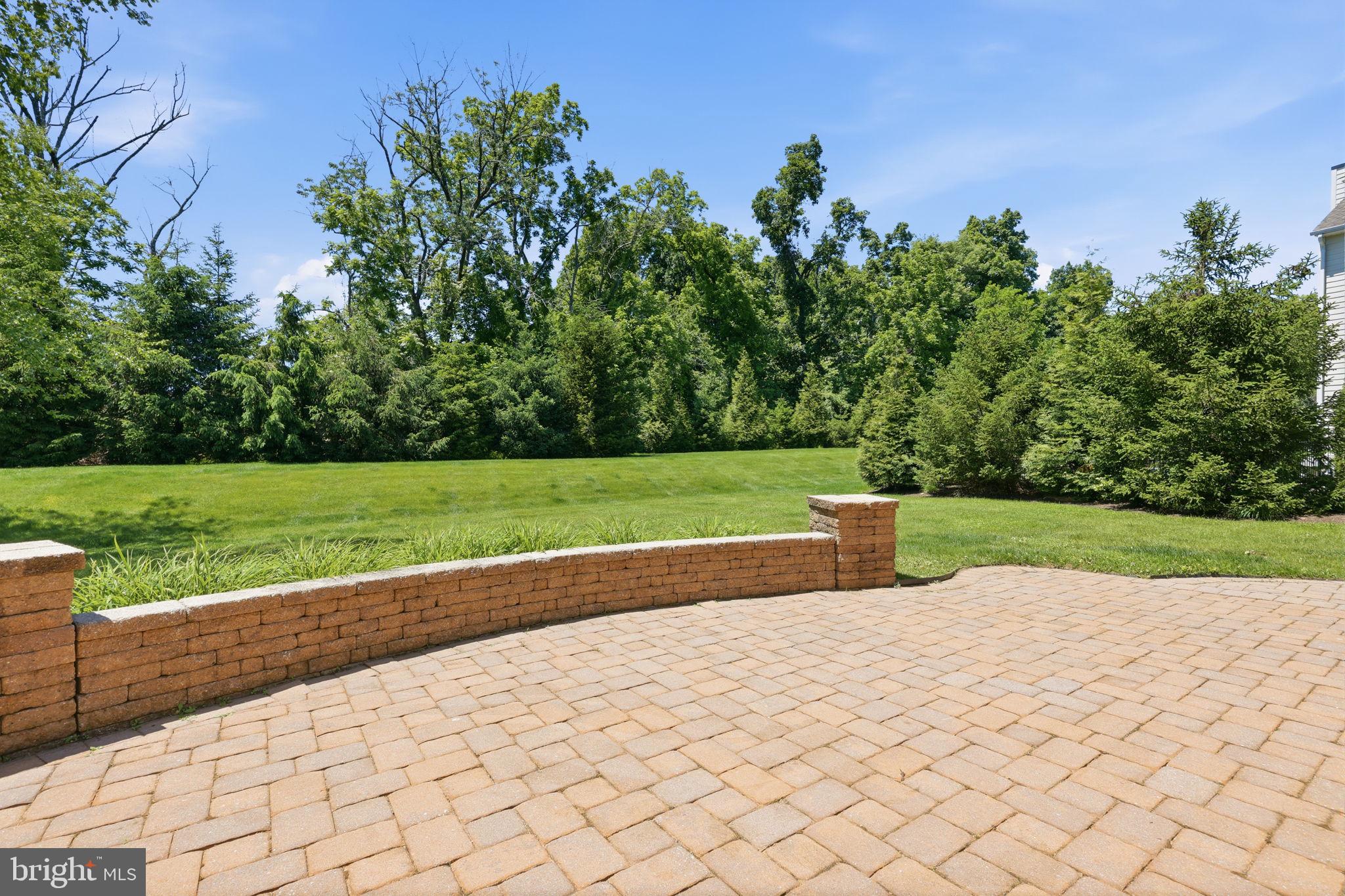 LINTON HILL CHASE - Residential