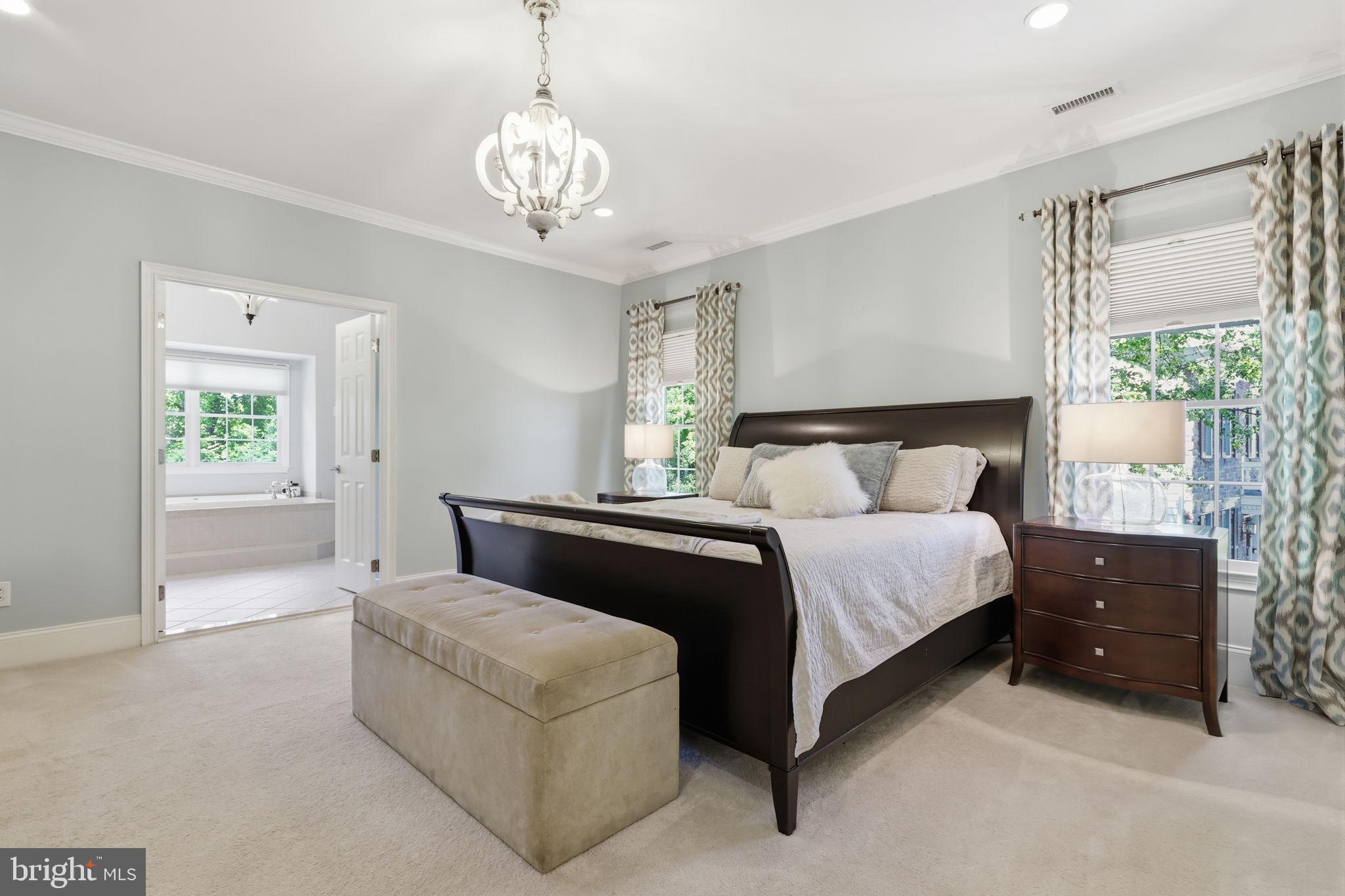 LINTON HILL CHASE - Residential
