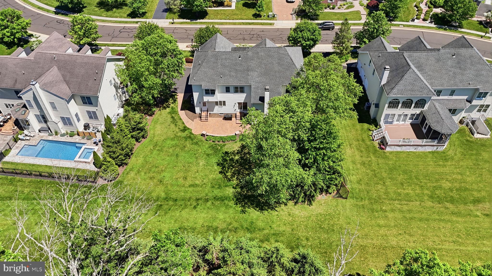 LINTON HILL CHASE - Residential