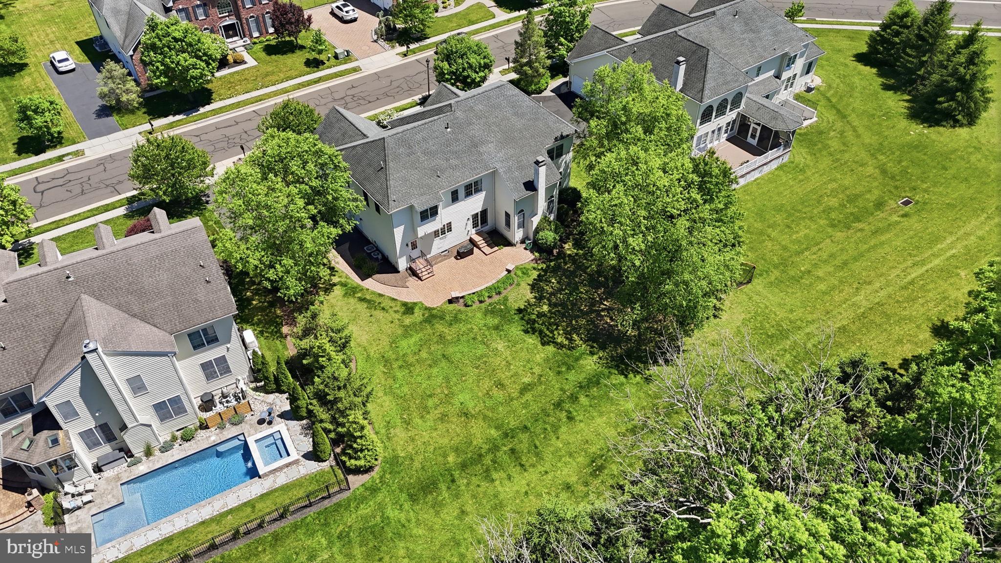 LINTON HILL CHASE - Residential