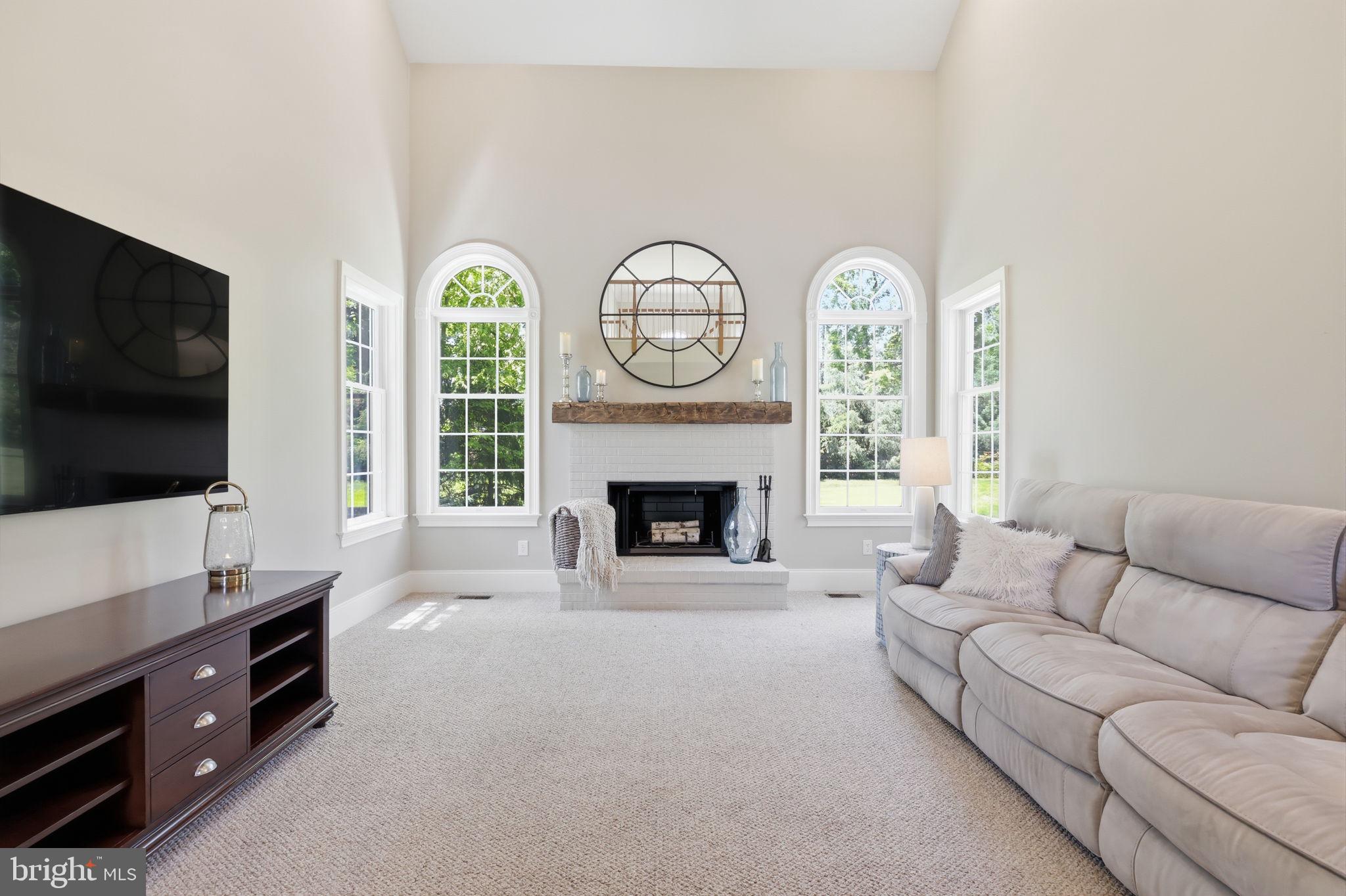 LINTON HILL CHASE - Residential