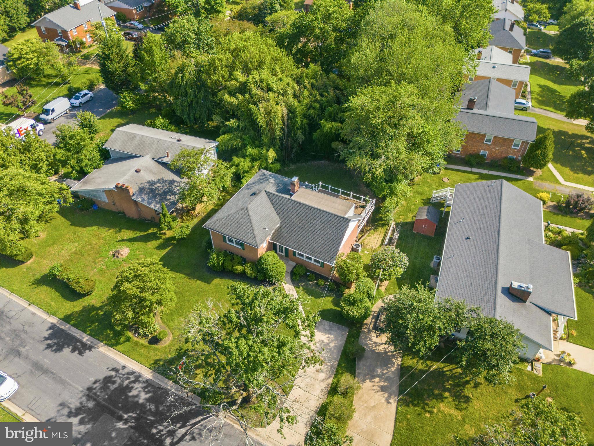 NORTHWEST BRANCH ESTATES - Residential