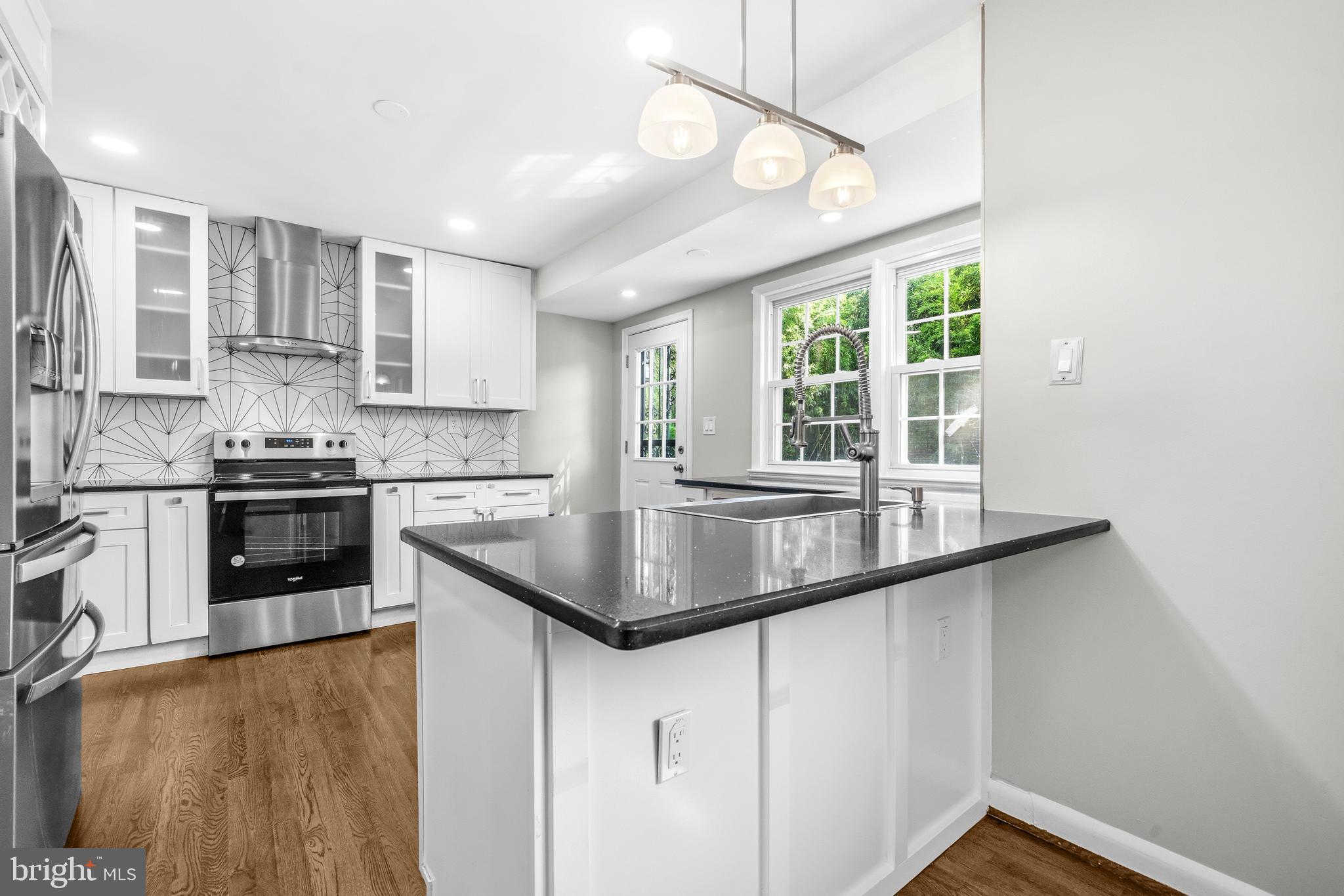 NORTHWEST BRANCH ESTATES - Residential