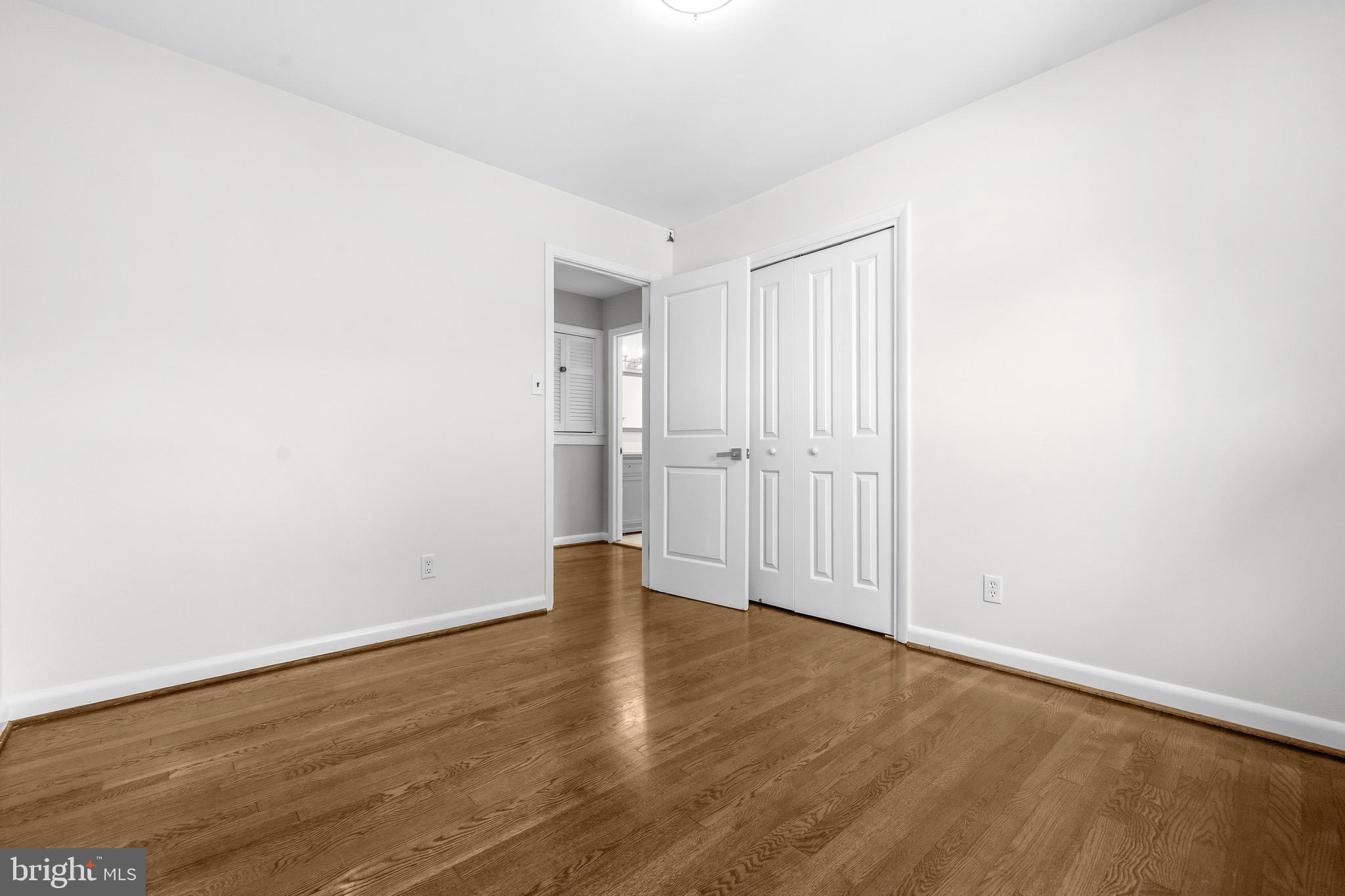 NORTHWEST BRANCH ESTATES - Residential