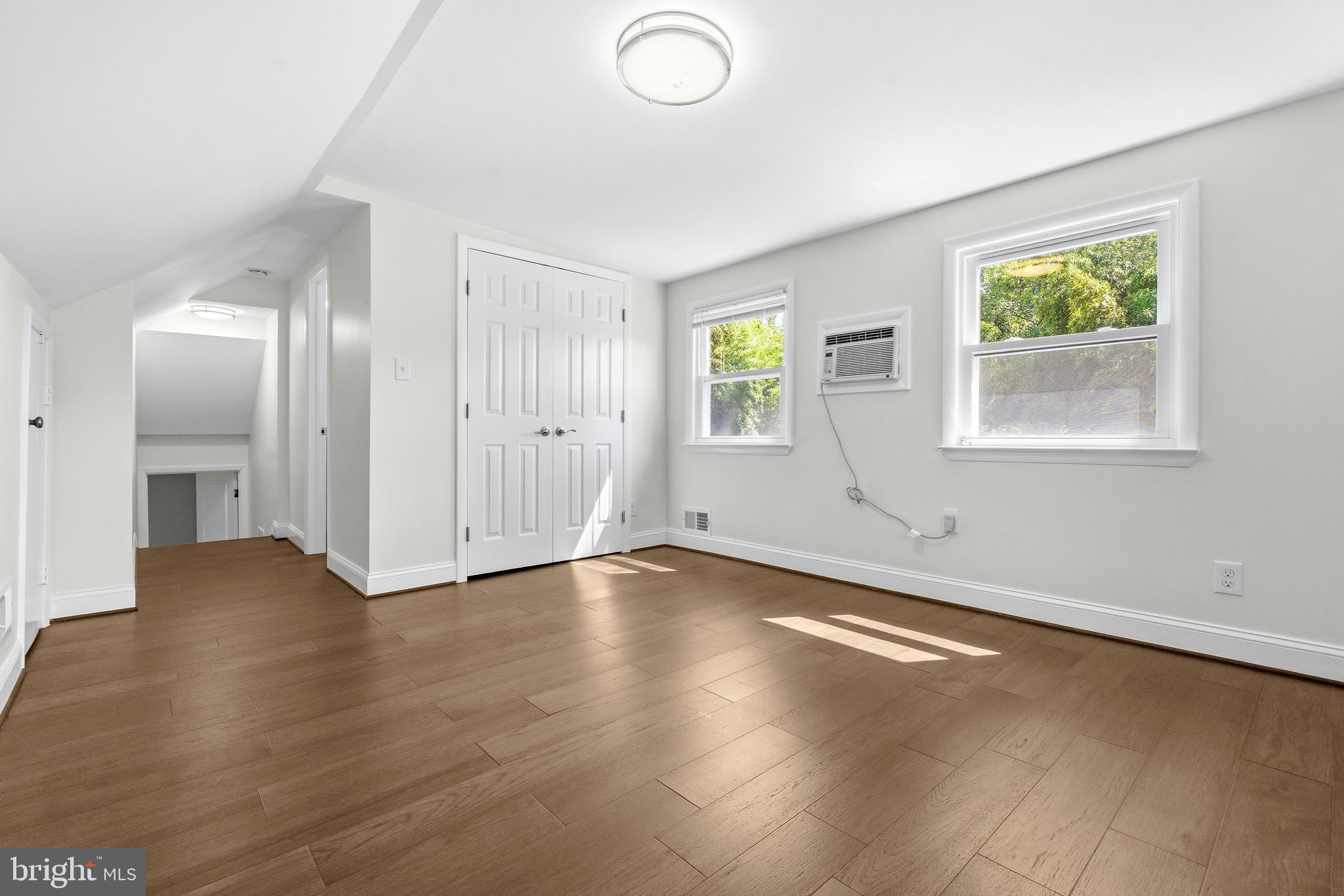 NORTHWEST BRANCH ESTATES - Residential