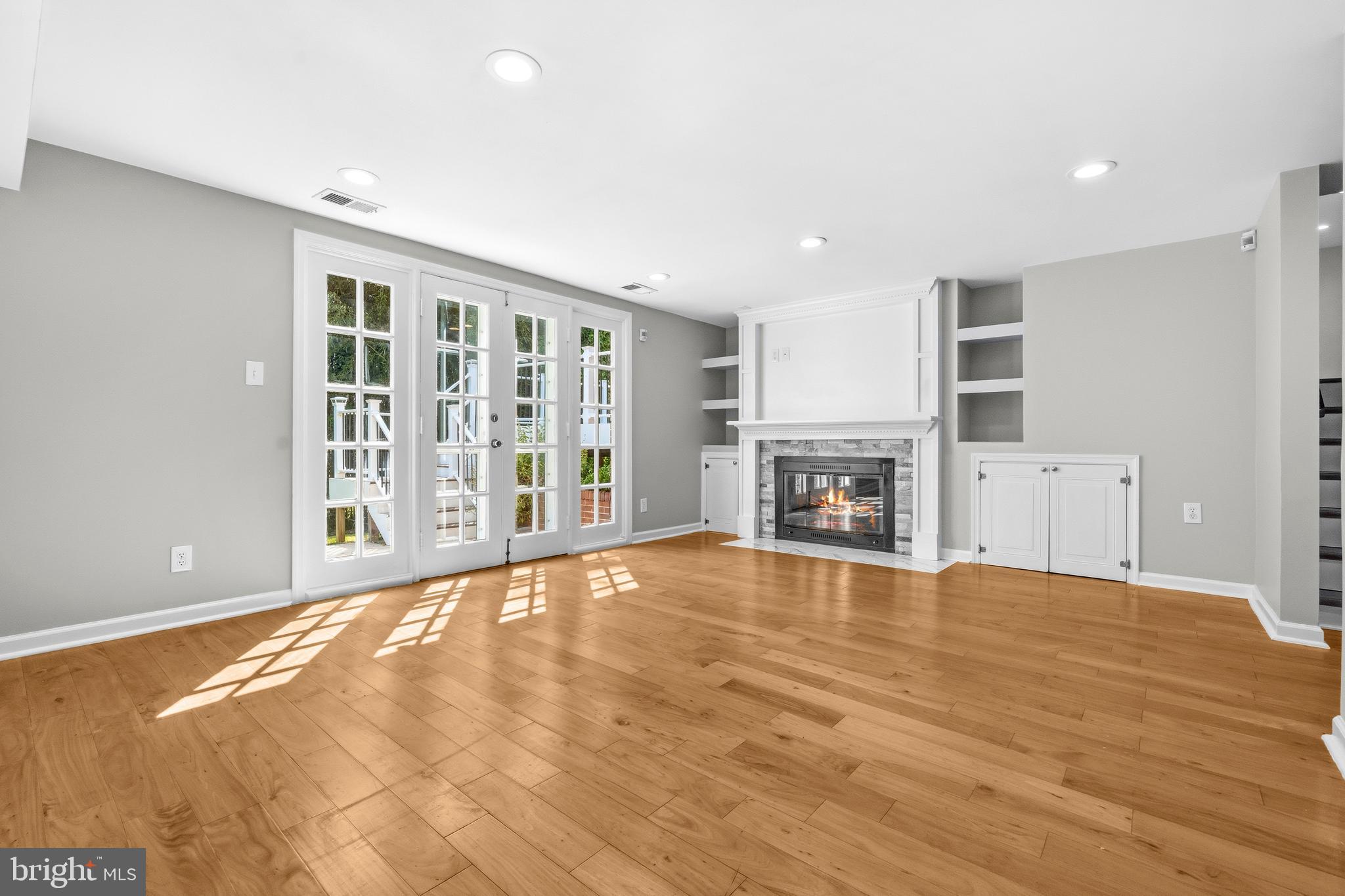 NORTHWEST BRANCH ESTATES - Residential