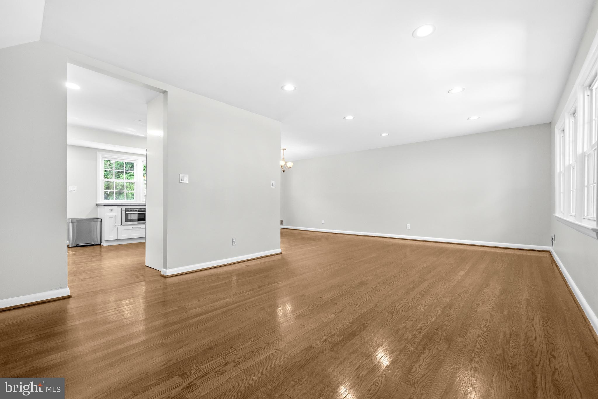 NORTHWEST BRANCH ESTATES - Residential