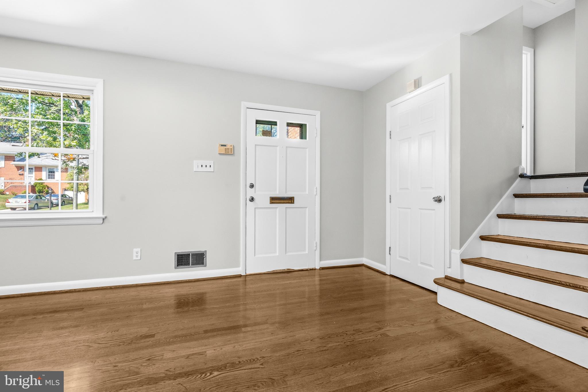 NORTHWEST BRANCH ESTATES - Residential