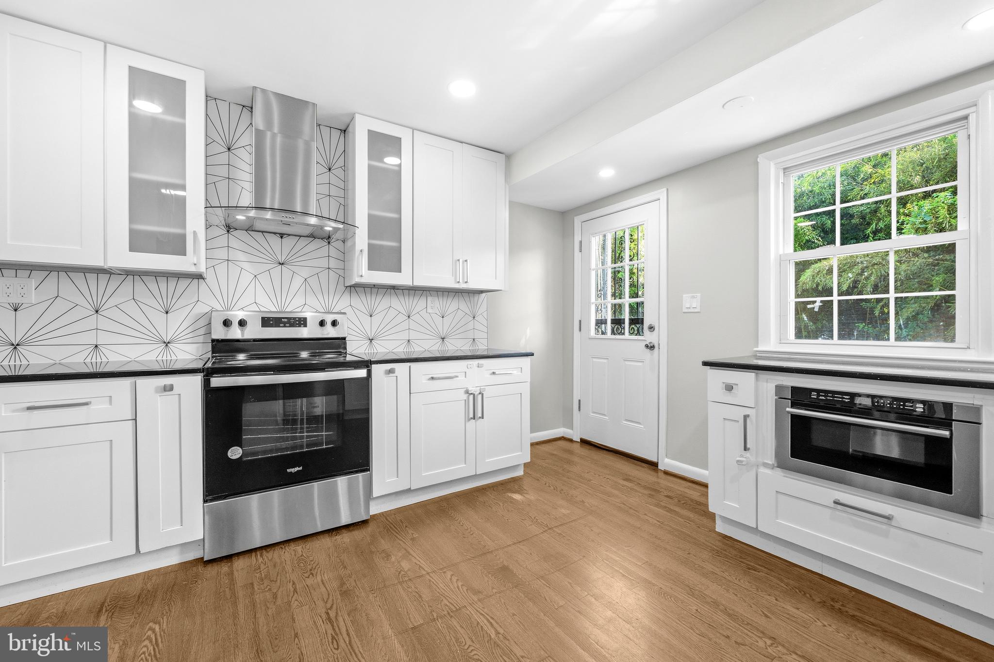 NORTHWEST BRANCH ESTATES - Residential