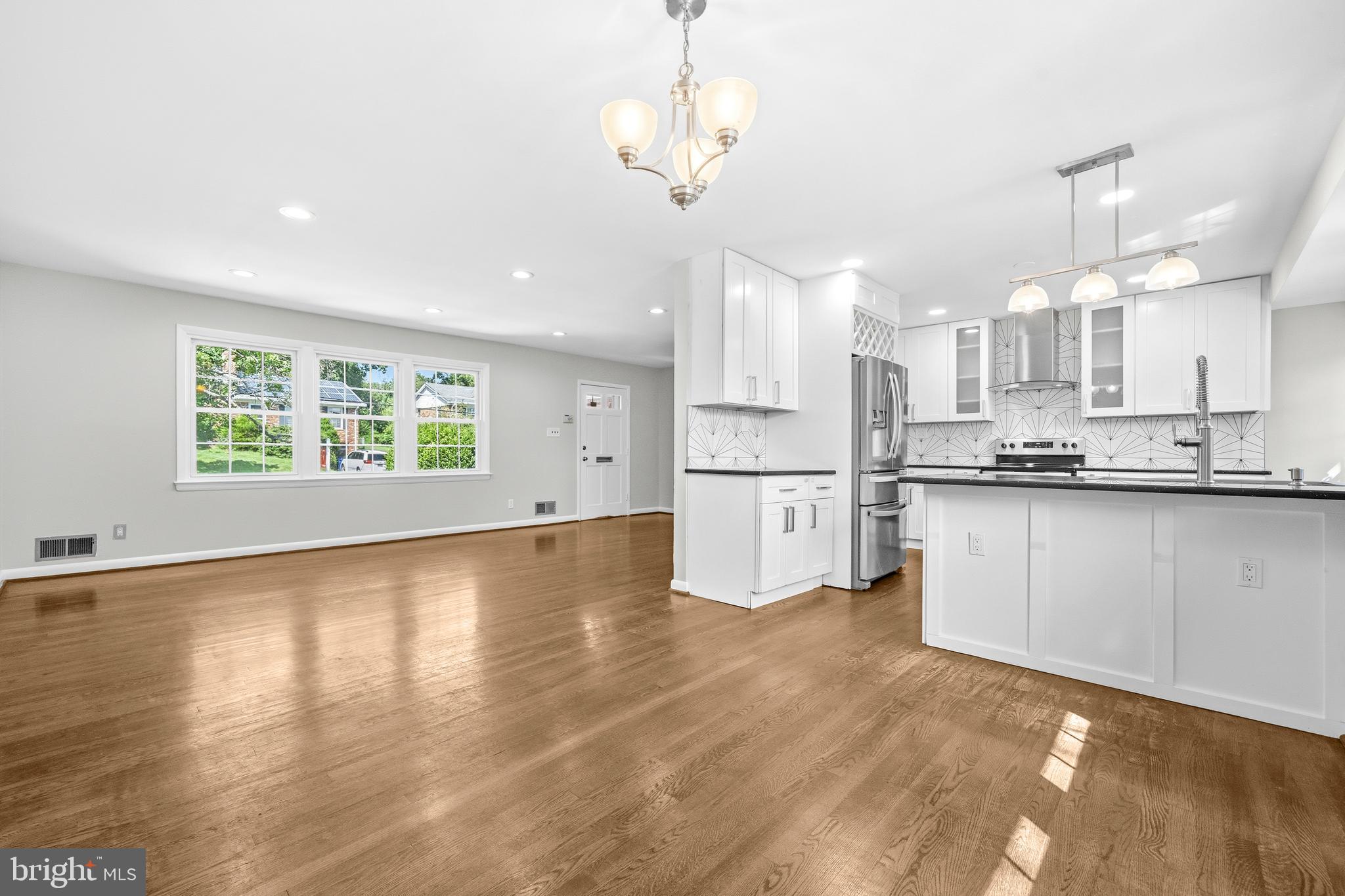 NORTHWEST BRANCH ESTATES - Residential