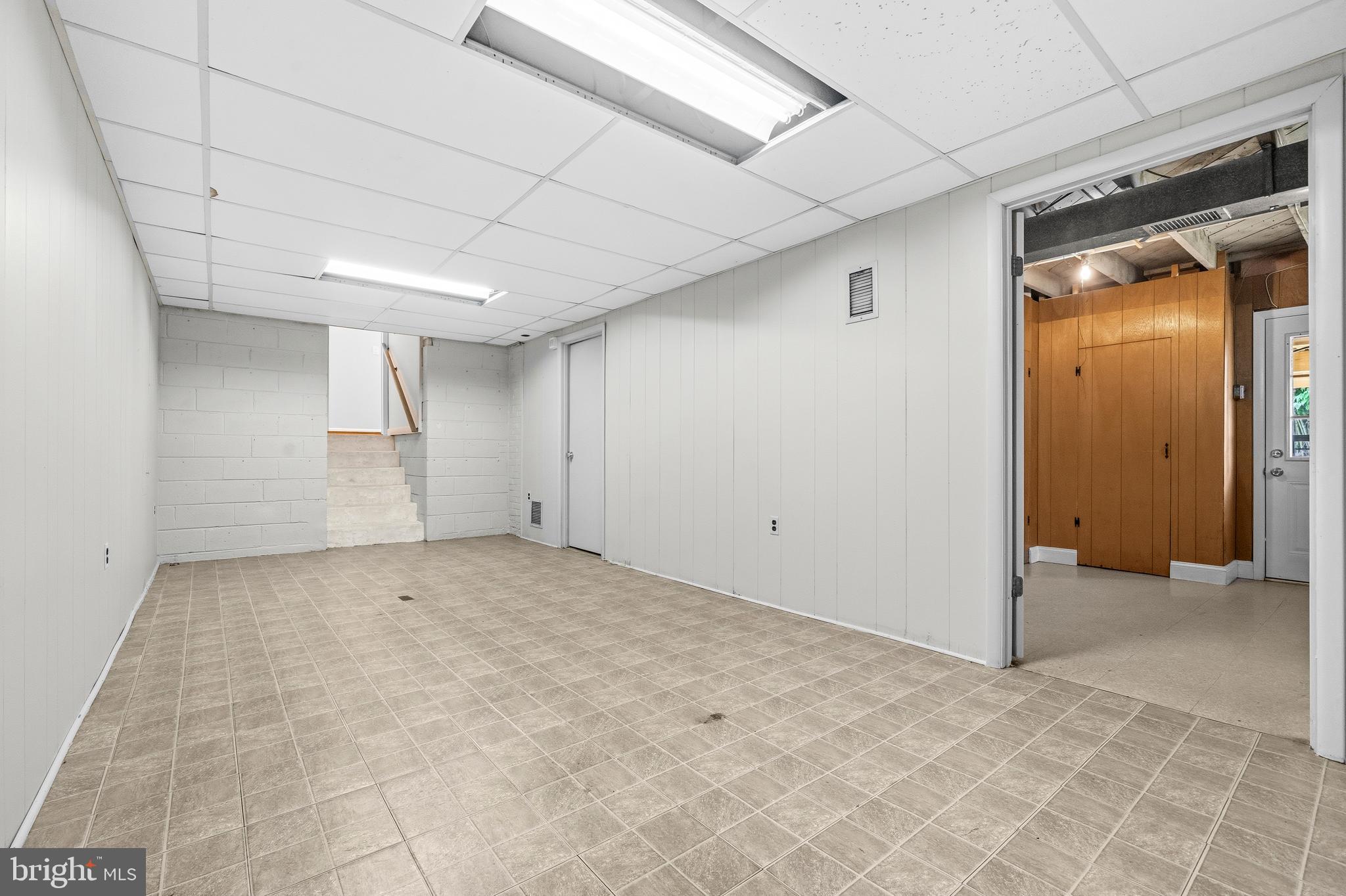 NORTHWEST BRANCH ESTATES - Residential