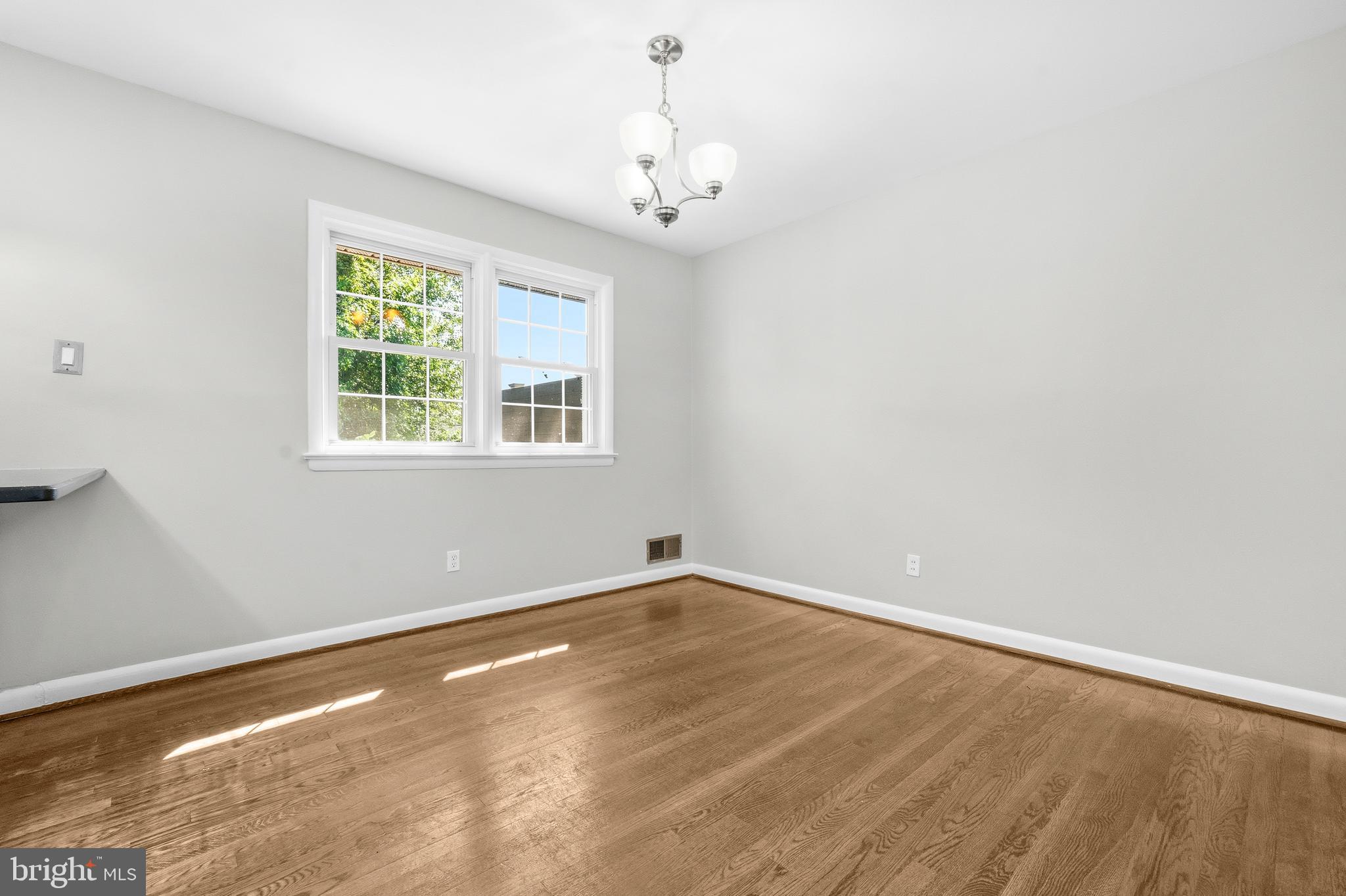 NORTHWEST BRANCH ESTATES - Residential