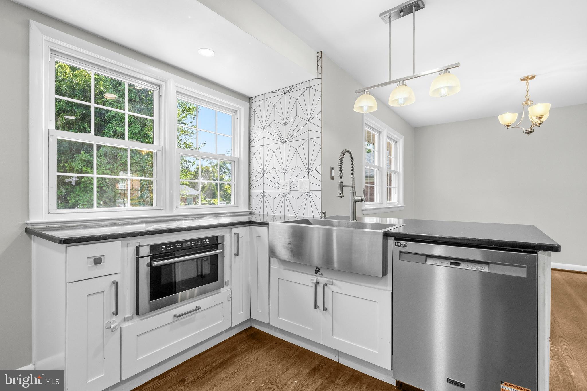 NORTHWEST BRANCH ESTATES - Residential