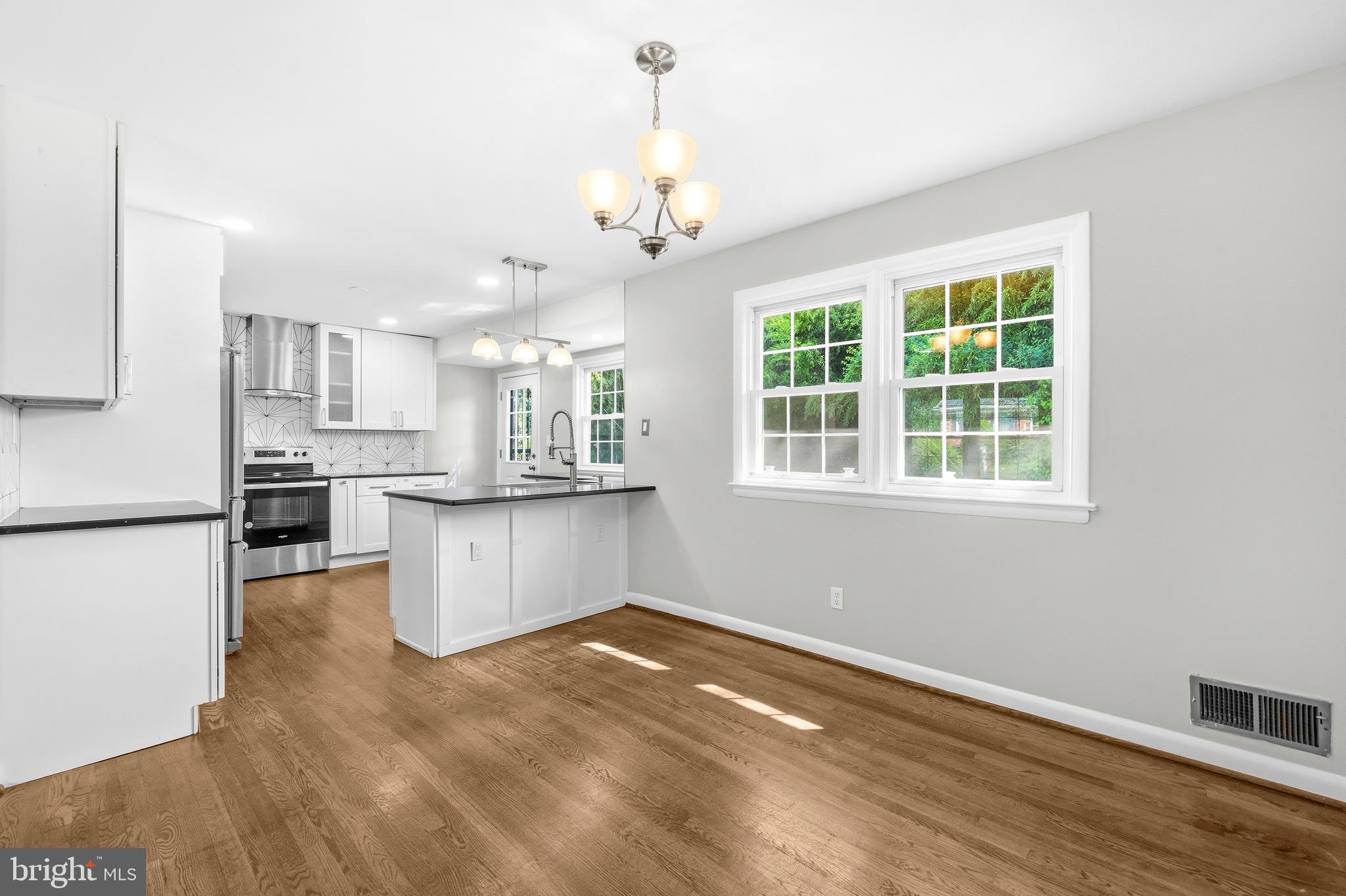 NORTHWEST BRANCH ESTATES - Residential