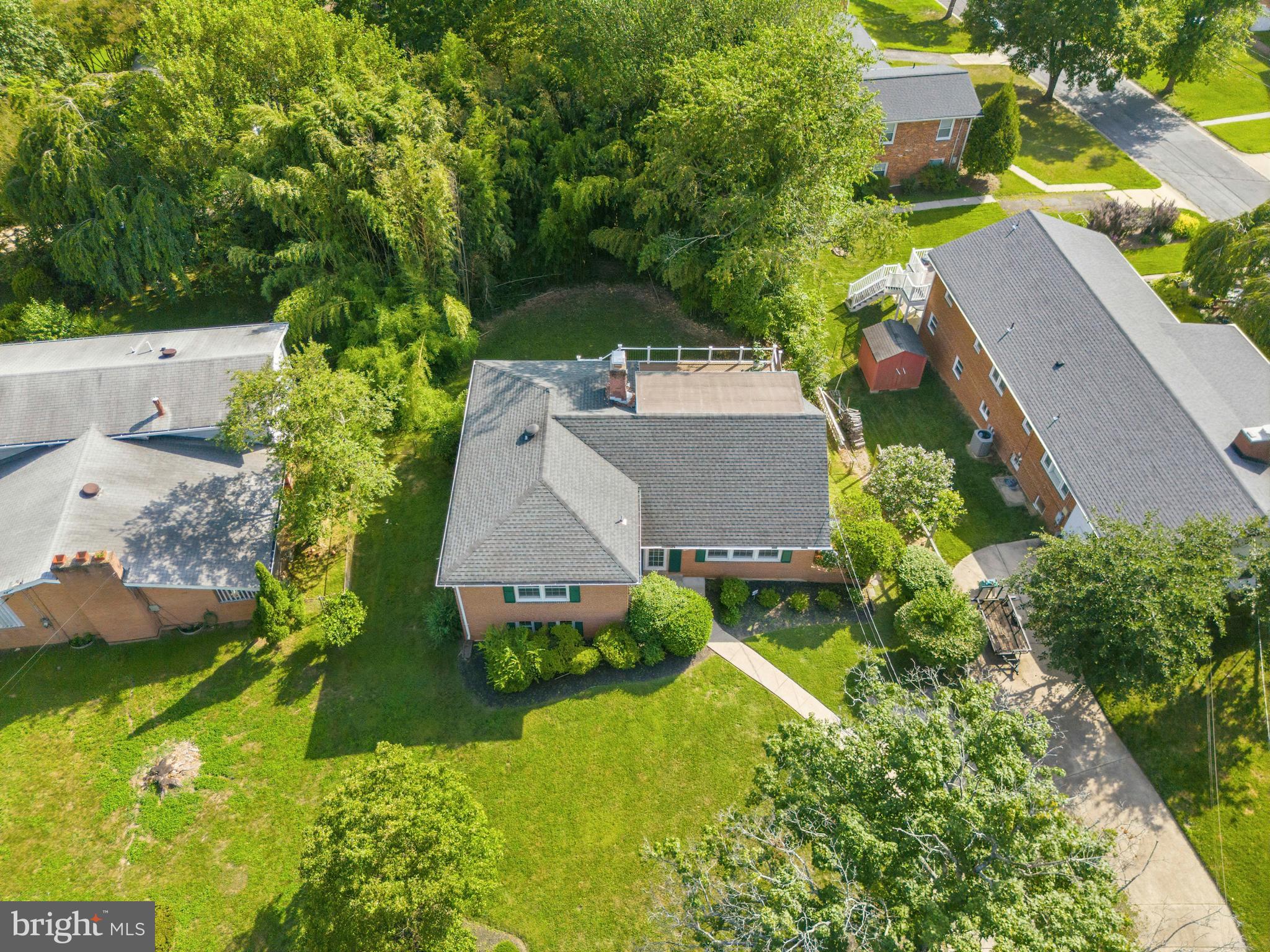 NORTHWEST BRANCH ESTATES - Residential