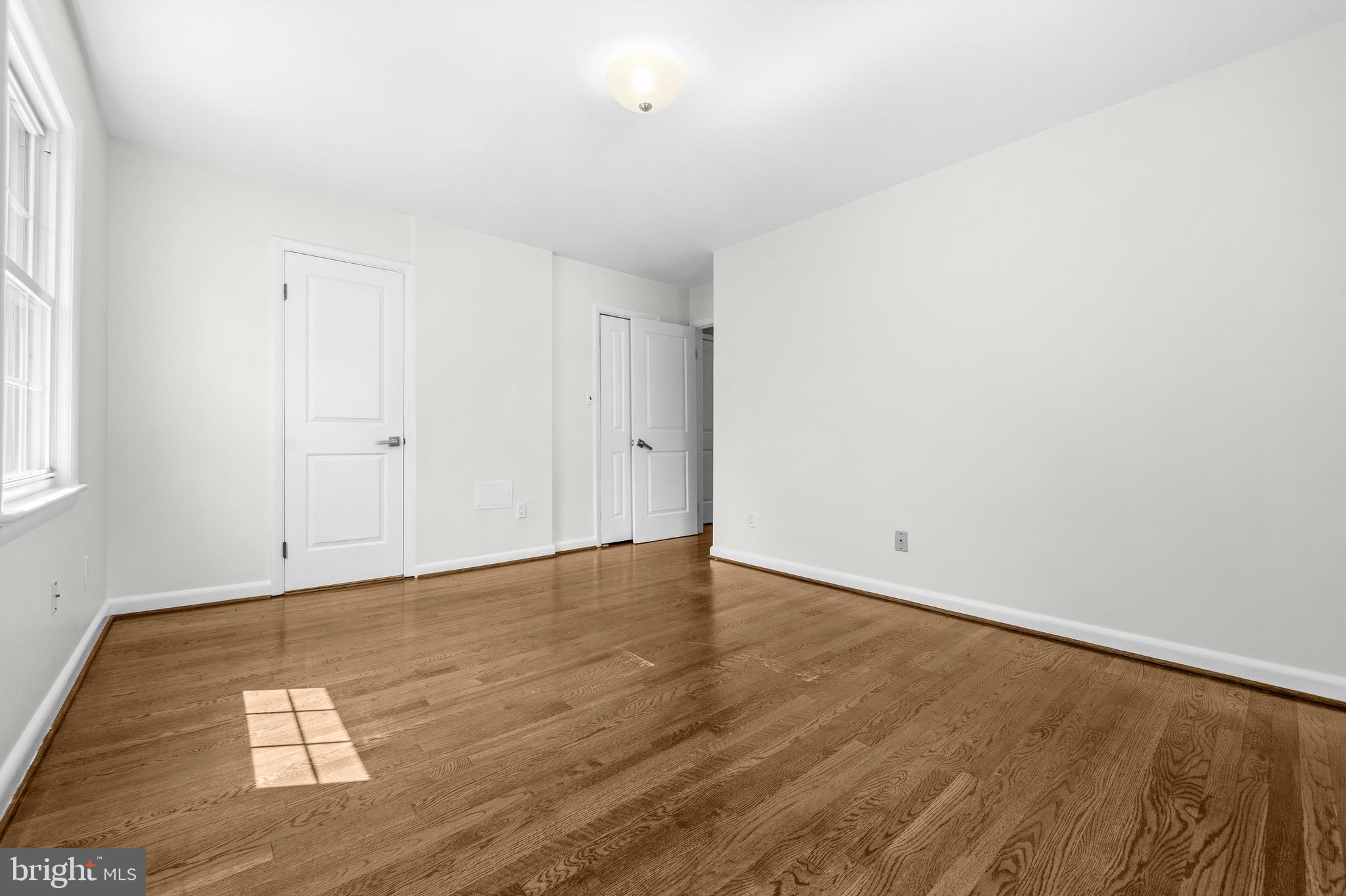 NORTHWEST BRANCH ESTATES - Residential