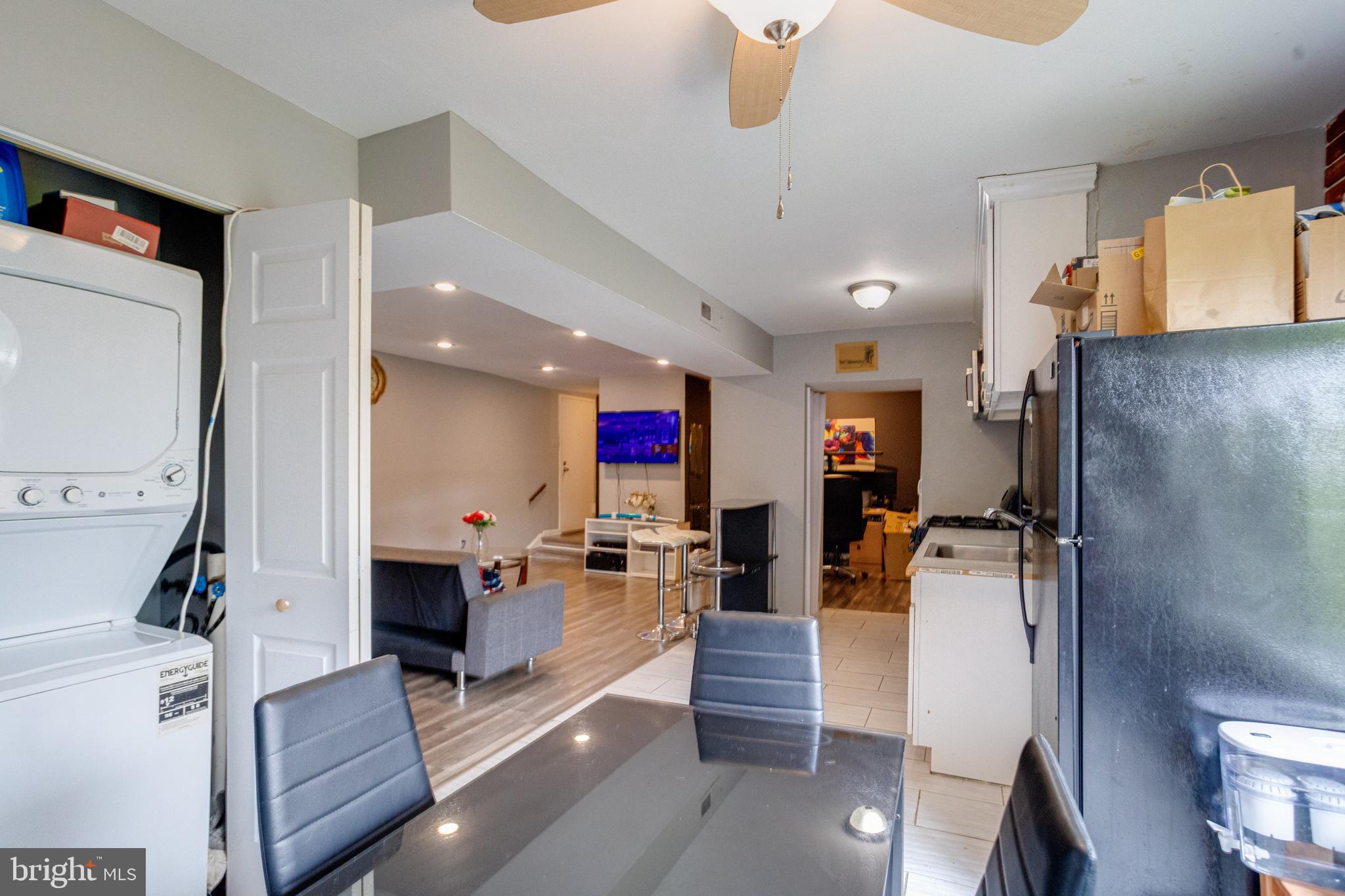 CHERRY GLEN CONDOS - Residential