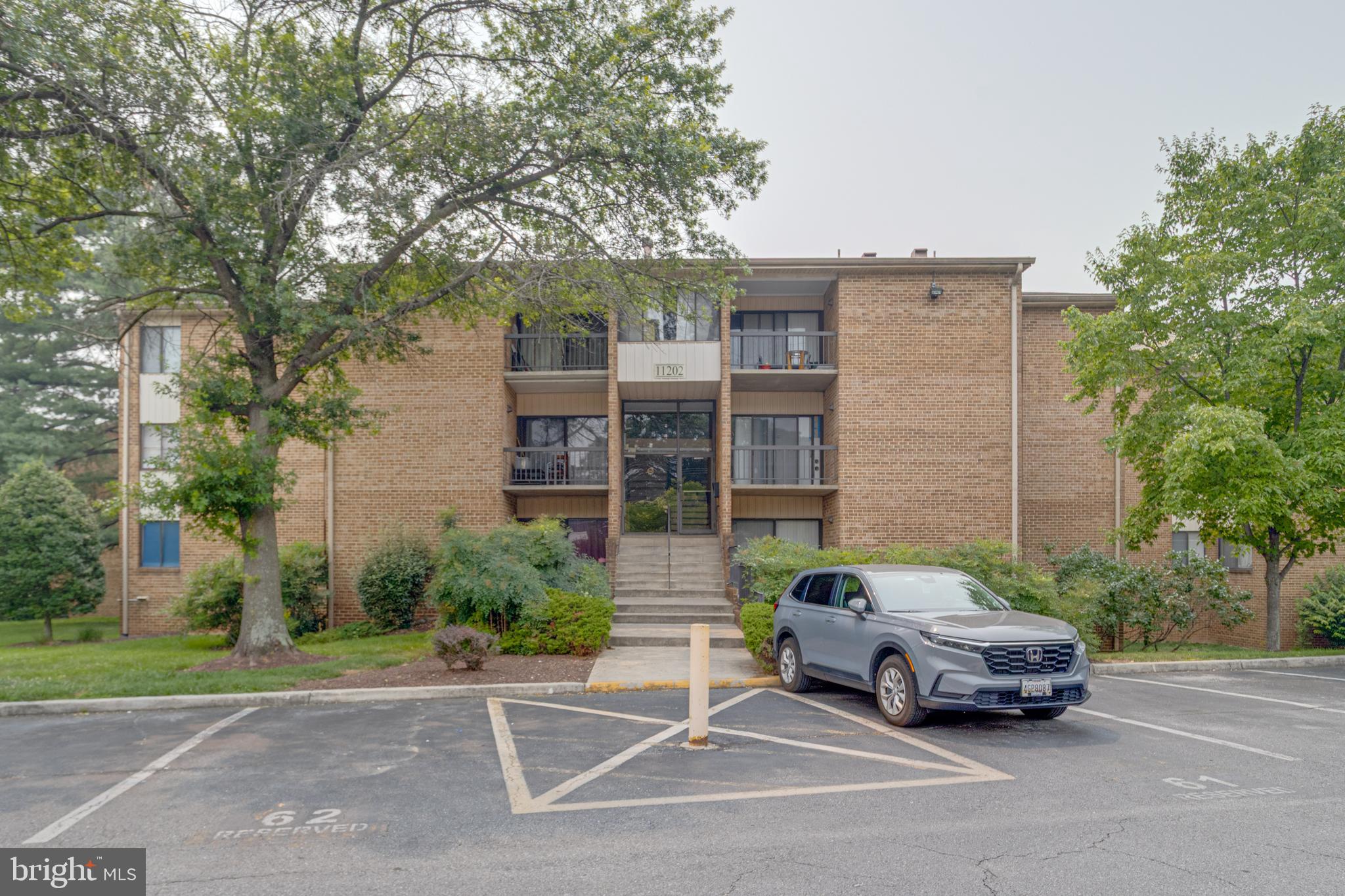 CHERRY GLEN CONDOS - Residential