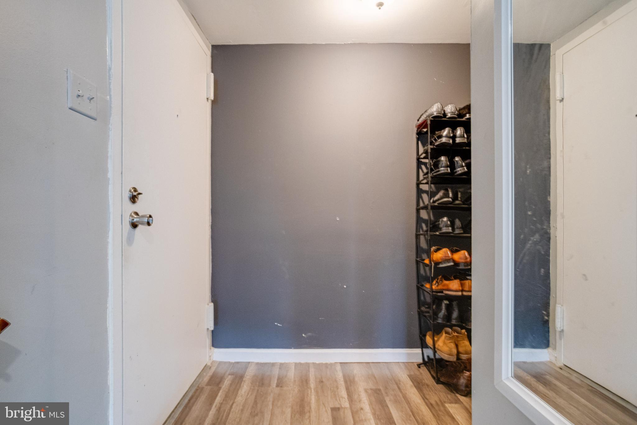 CHERRY GLEN CONDOS - Residential
